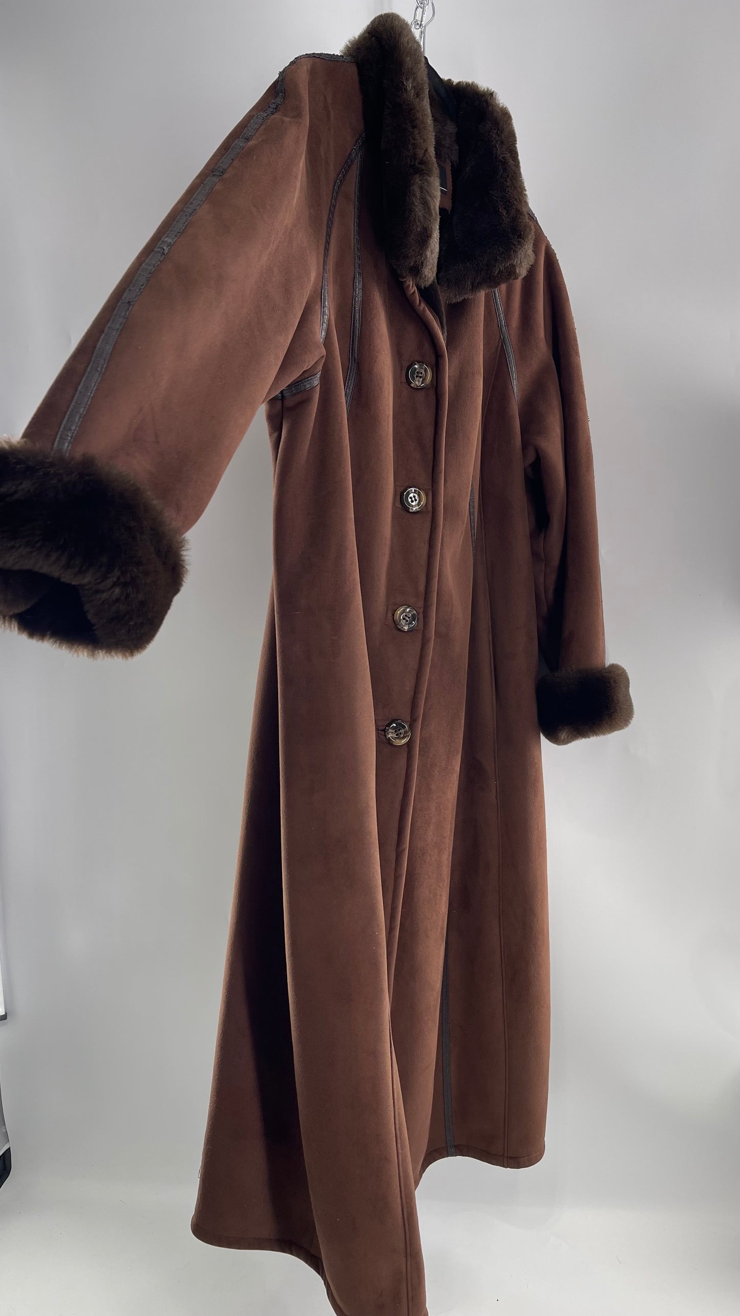 Vintage CG Collection Brown Coat with Faux Leather Piping and Faux Fur Cuffs and Collar (C)(XL)