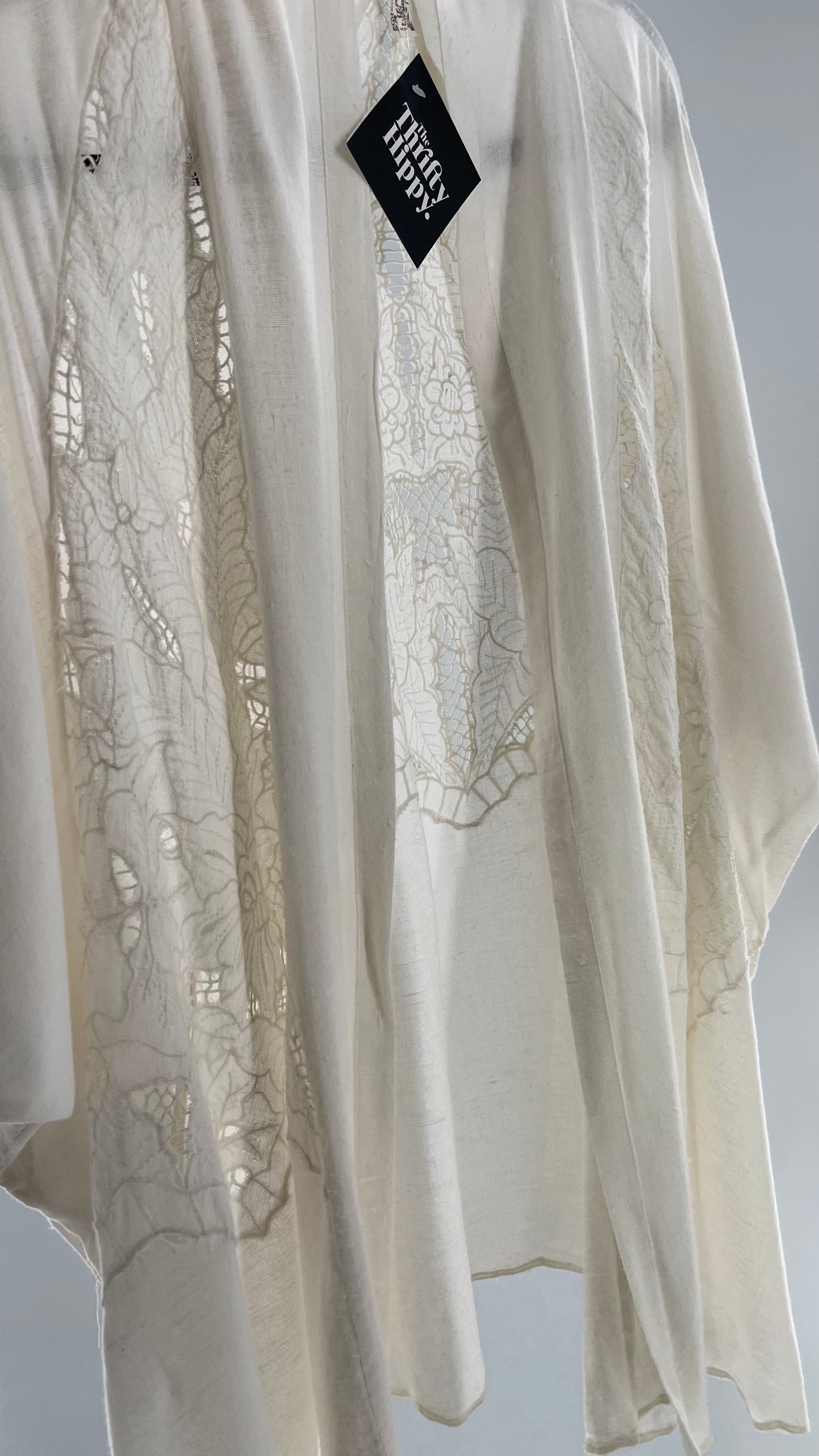 Intimately Free People Linen/Cotton White Cape with Embroidery Design (Medium)