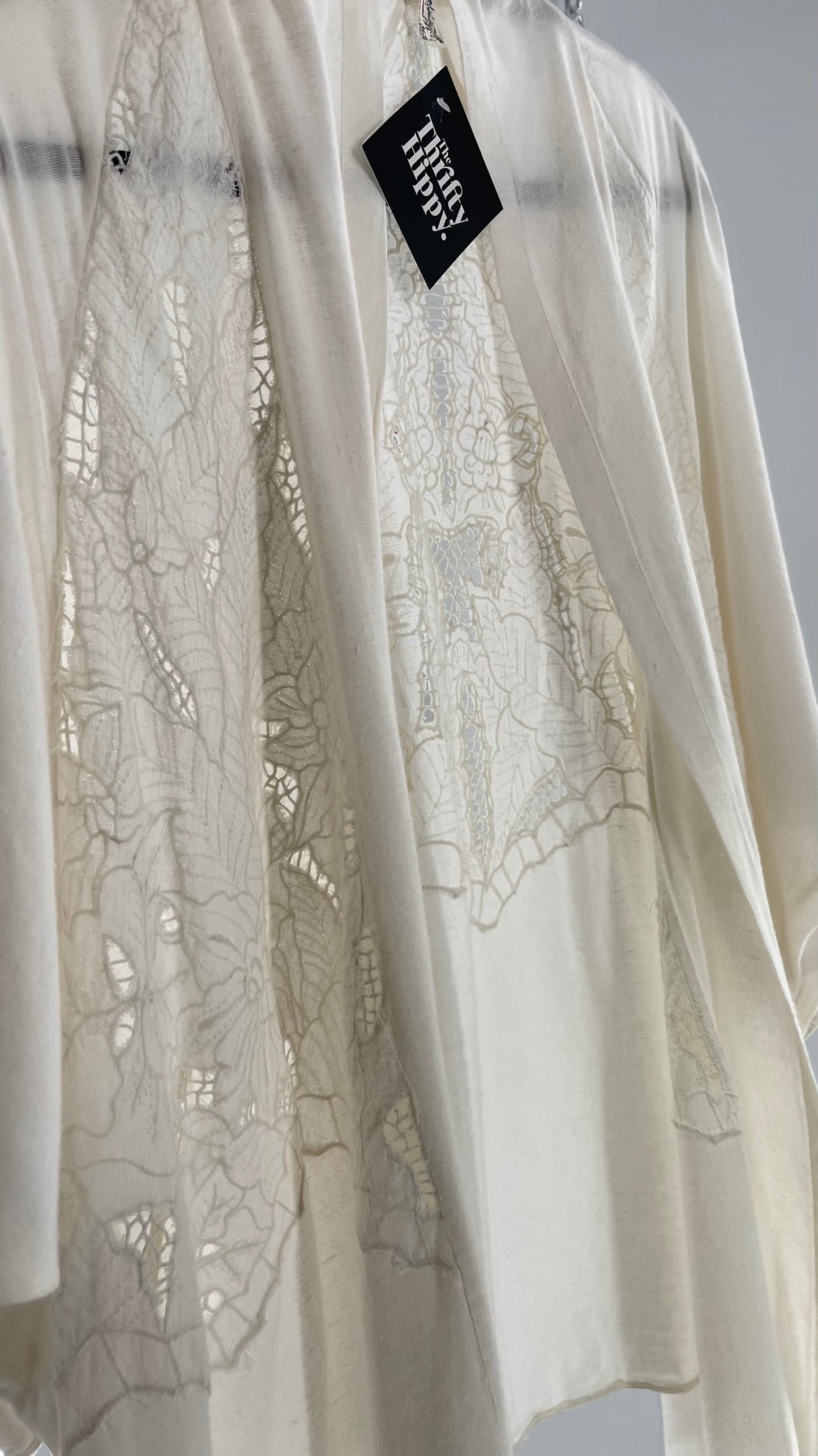 Intimately Free People Linen/Cotton White Cape with Embroidery Design (Medium)