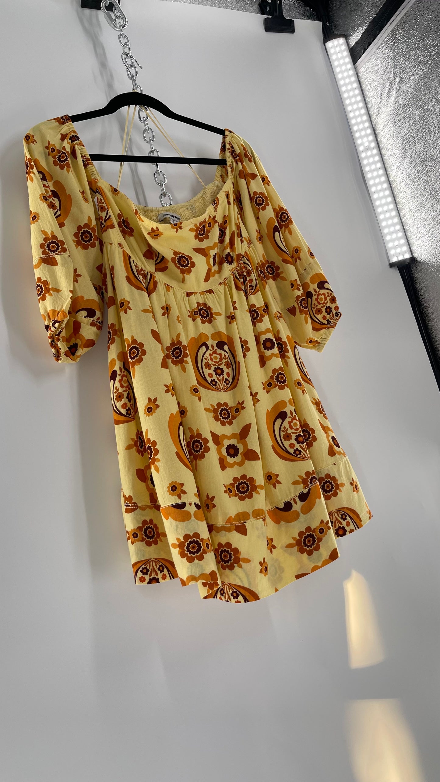 Urban Outfitters 1970s Puff Sleeve Retro Printed Babydoll Mini (Small)