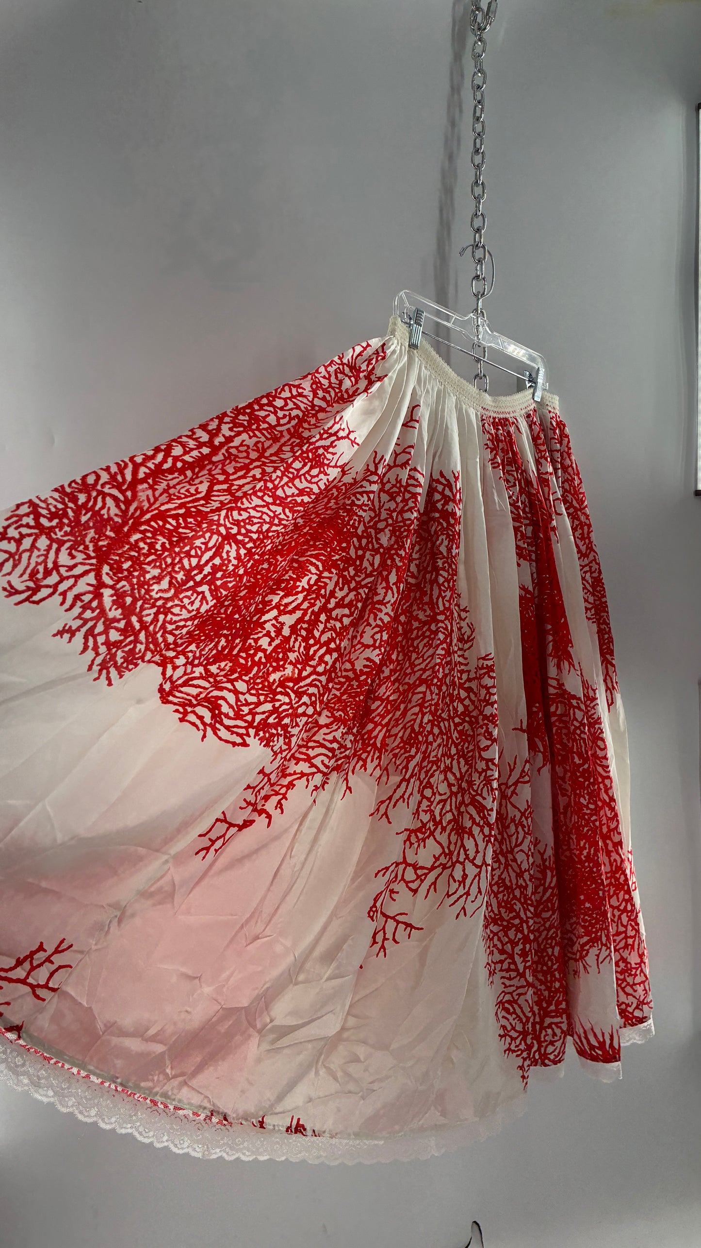 Handmade Vintage Full Length Voluminous Silky Skirt with Red Design (Large)
