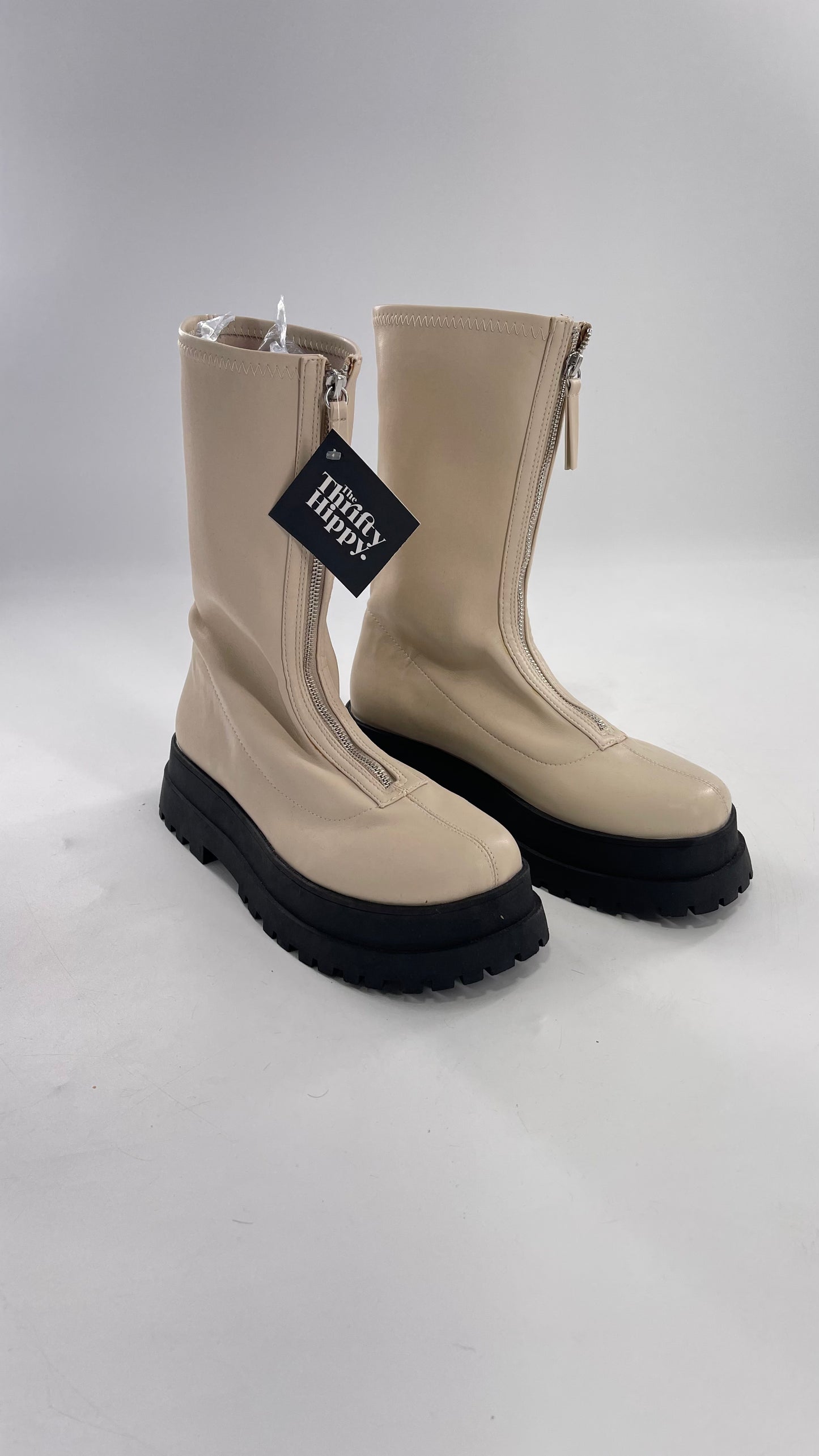 Urban Outfitters Cream Zip Front Boot with Contrast Platform (10)