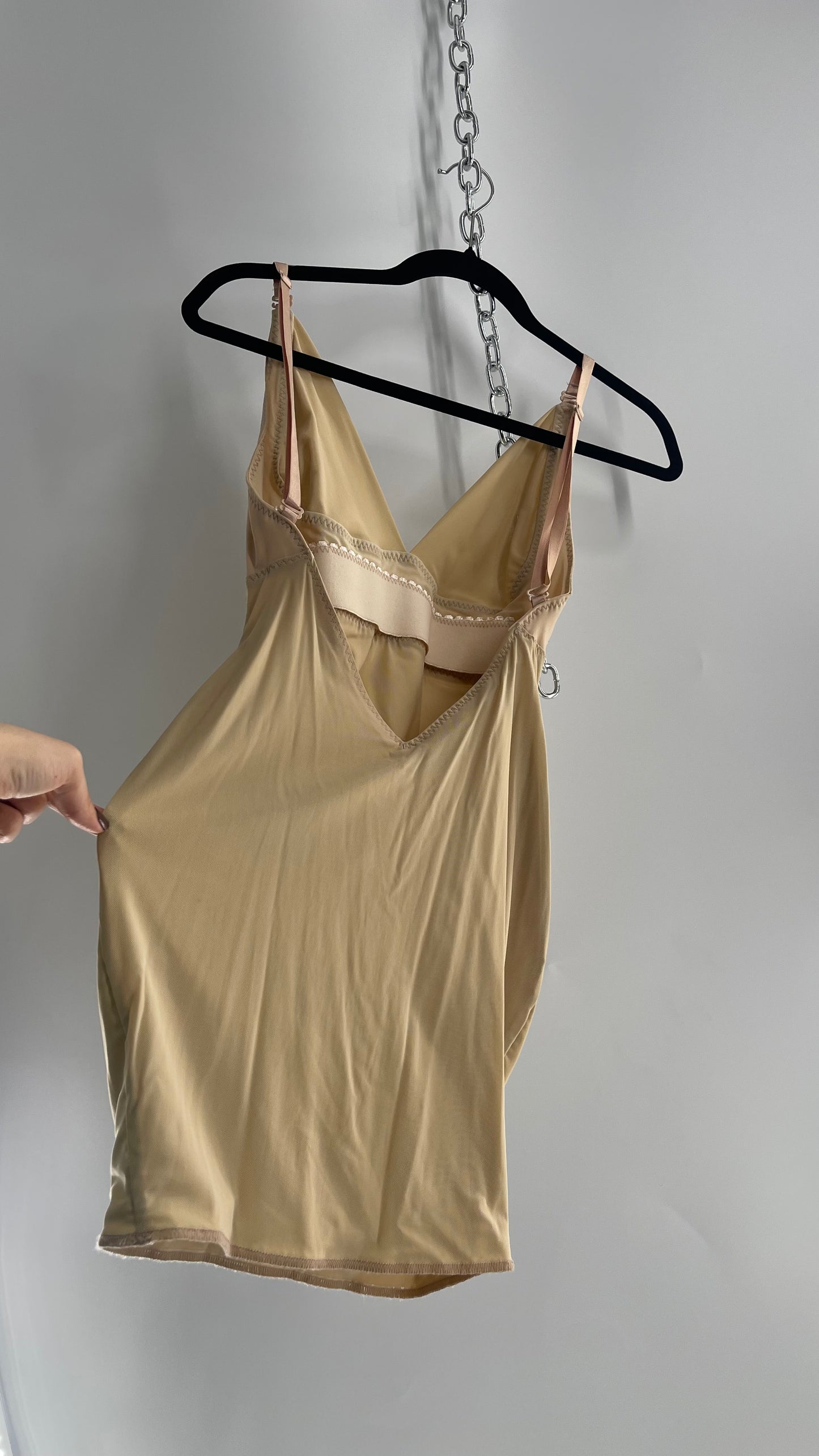 Yummie Beige Two Faced Tech Control Shapewear Mini (Large)