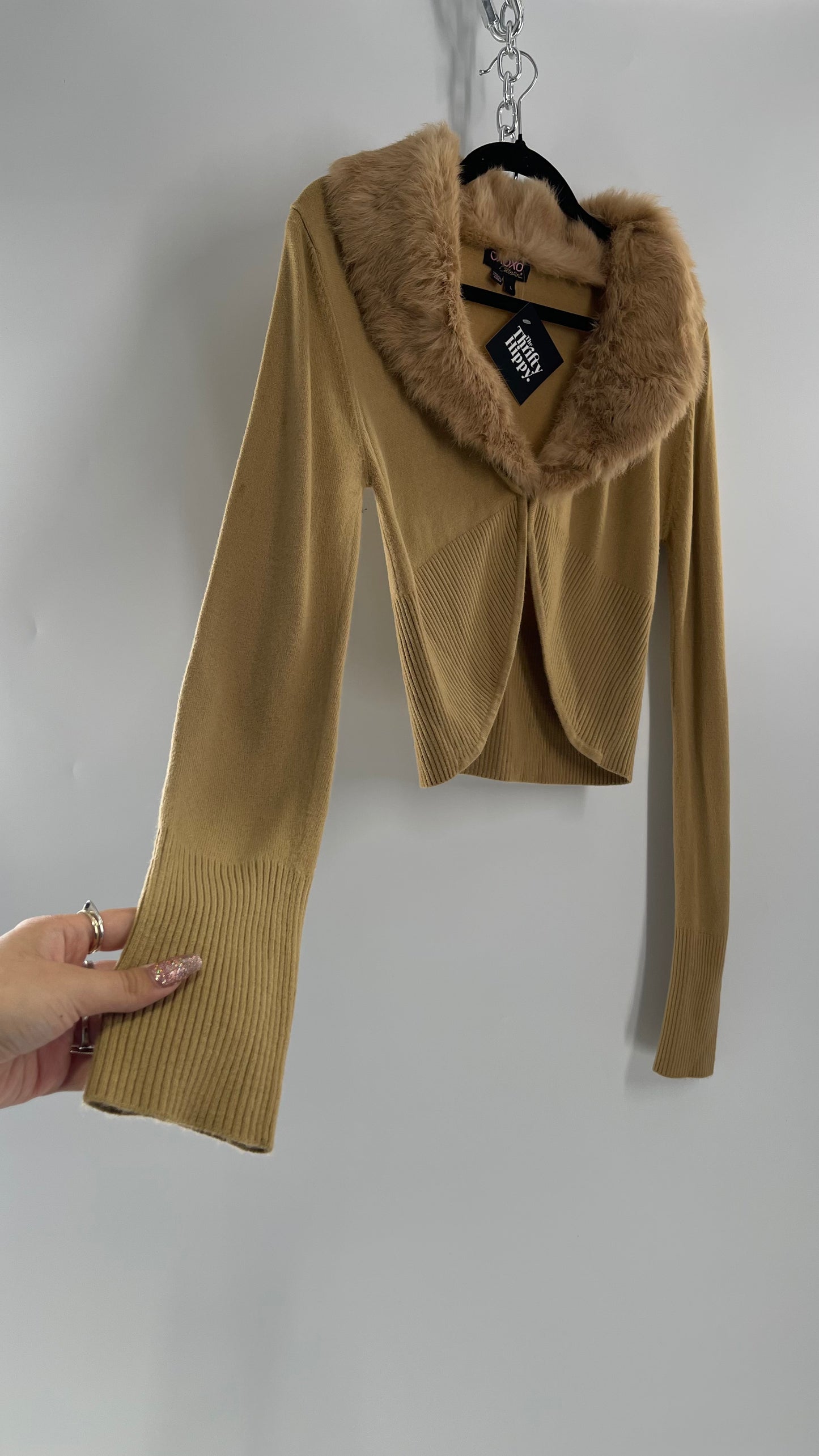 Vintage XOXO Tan Fasten Bust Cropped Cardigan Shrug with Genuine Rabbit Fur Exaggerated Collar (Large)