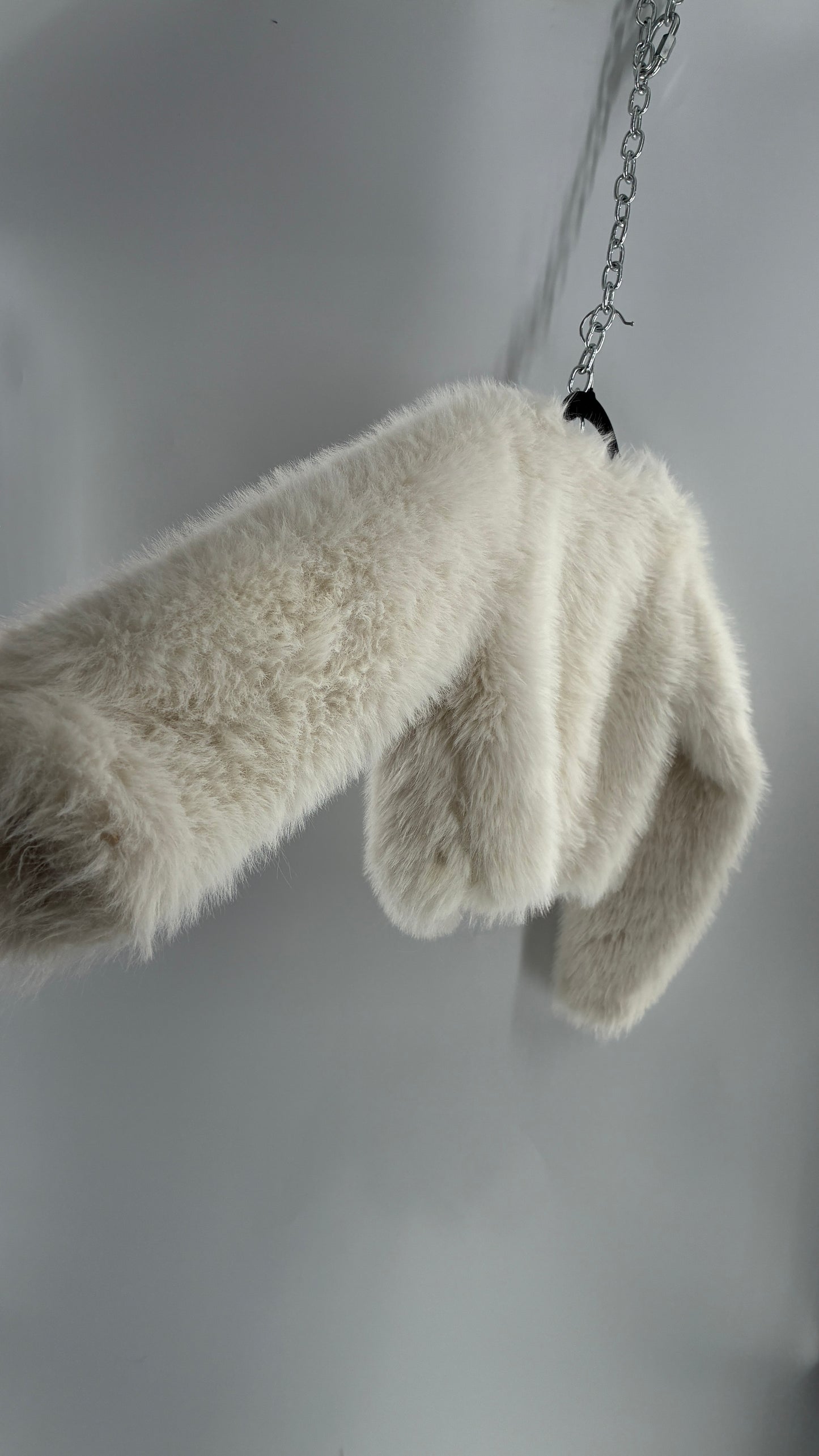 White Fluffy Cropped Jacket (Y14/XS/S)