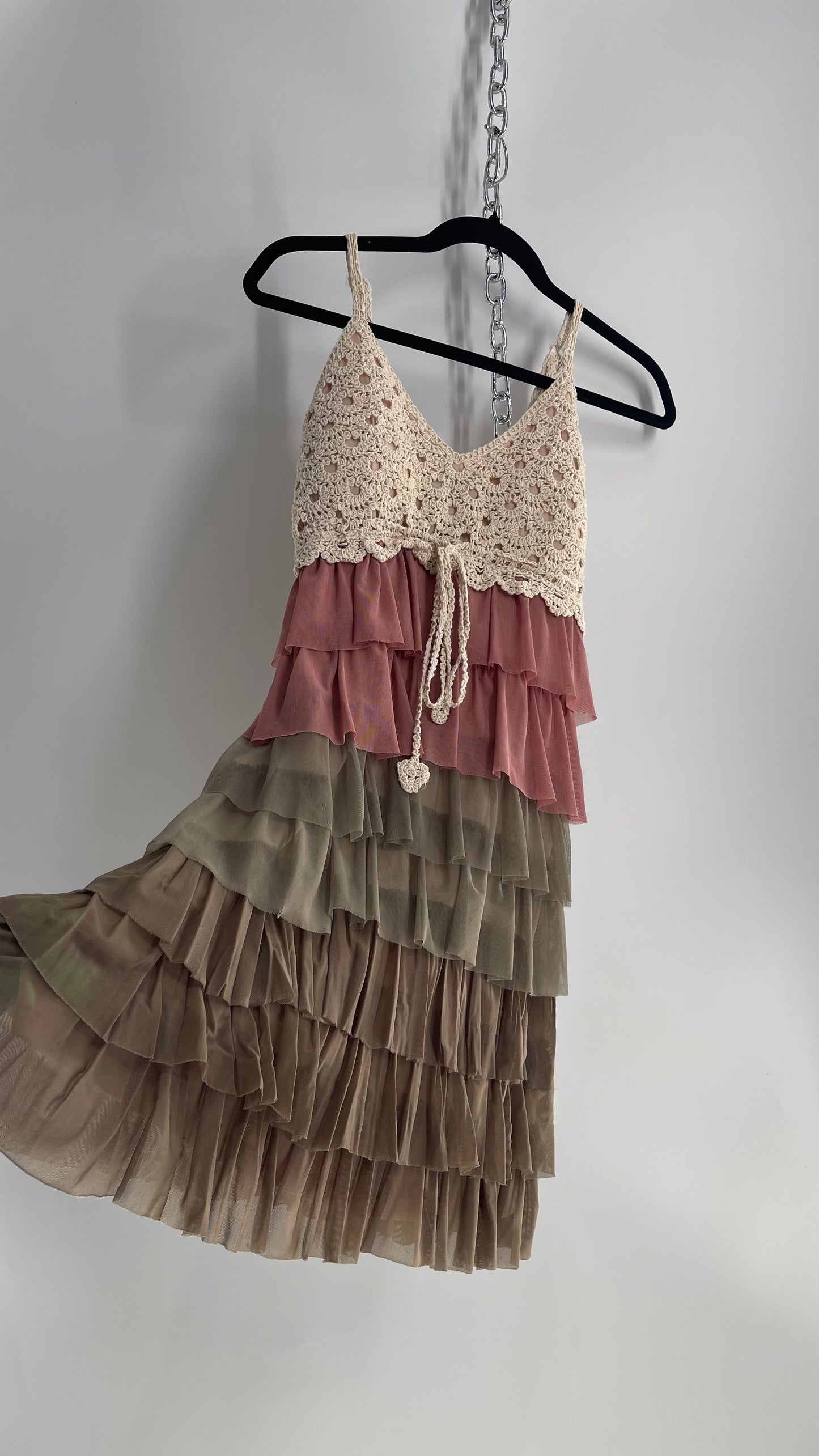 Vintage Ruffled Mini Dress with Crochet Bust (Small)