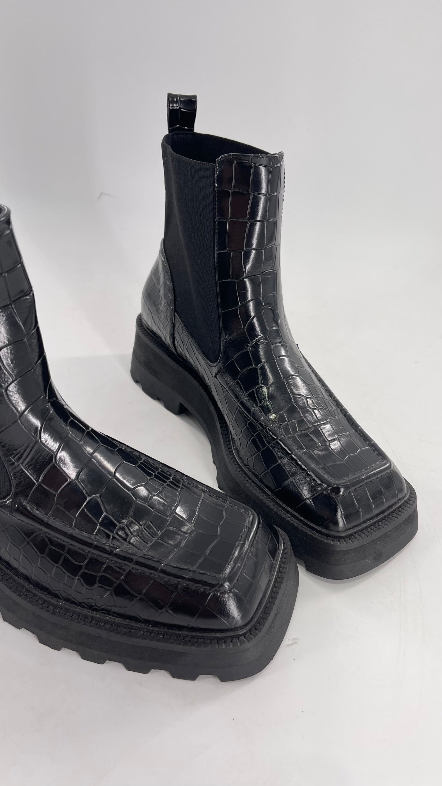 INTENTIONALLY Black Patent Crocodile Embossed Extreme Square Toe Boots (10)
