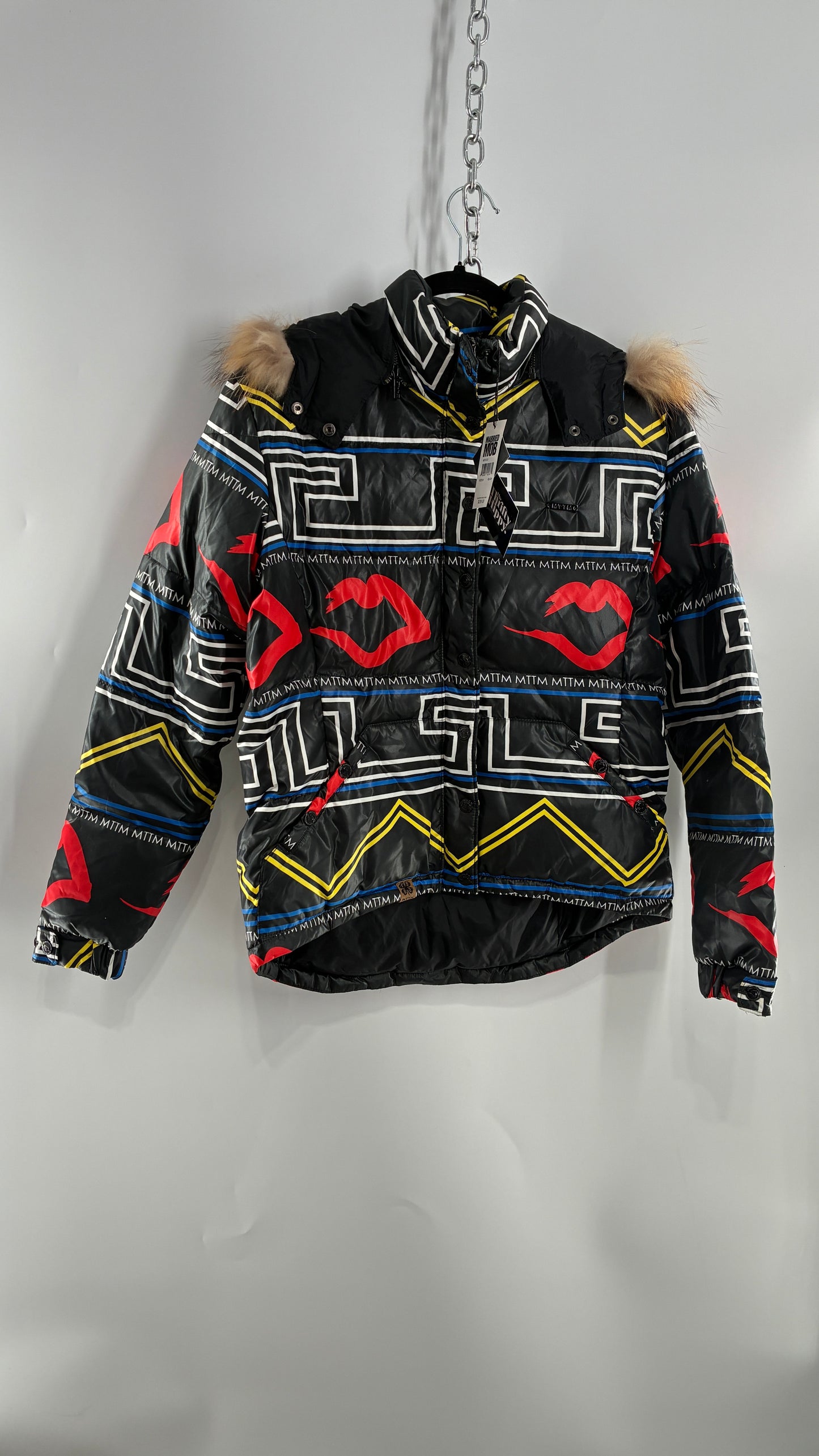 Vintage MARRIED TO THE MOB Graphic Puffer Jacket (Medium)