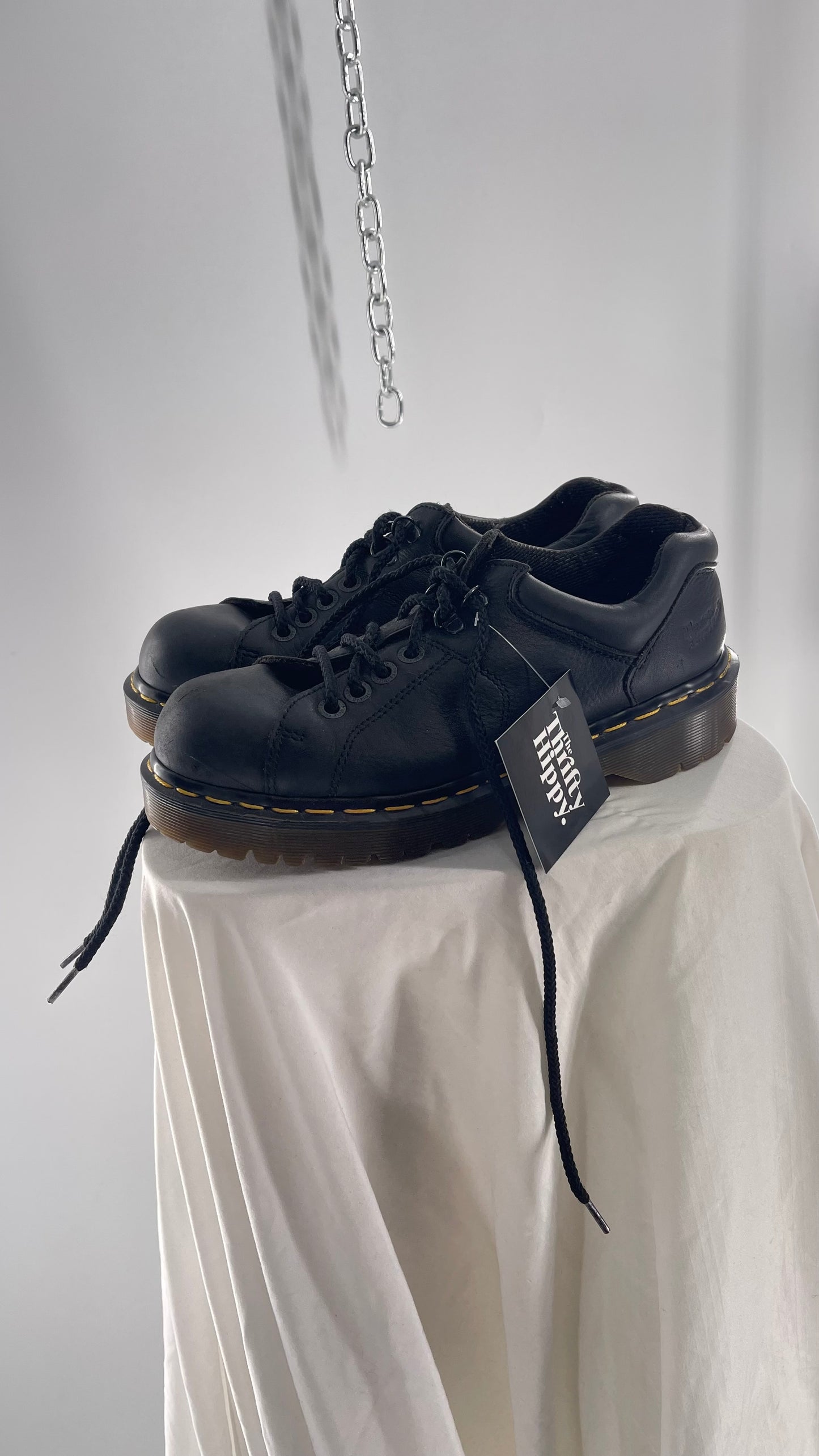 Vintage Chunky Rounded Toe Doc Martens Oxfords Black Leather (Men’s 7 Women’s 9.5/10)