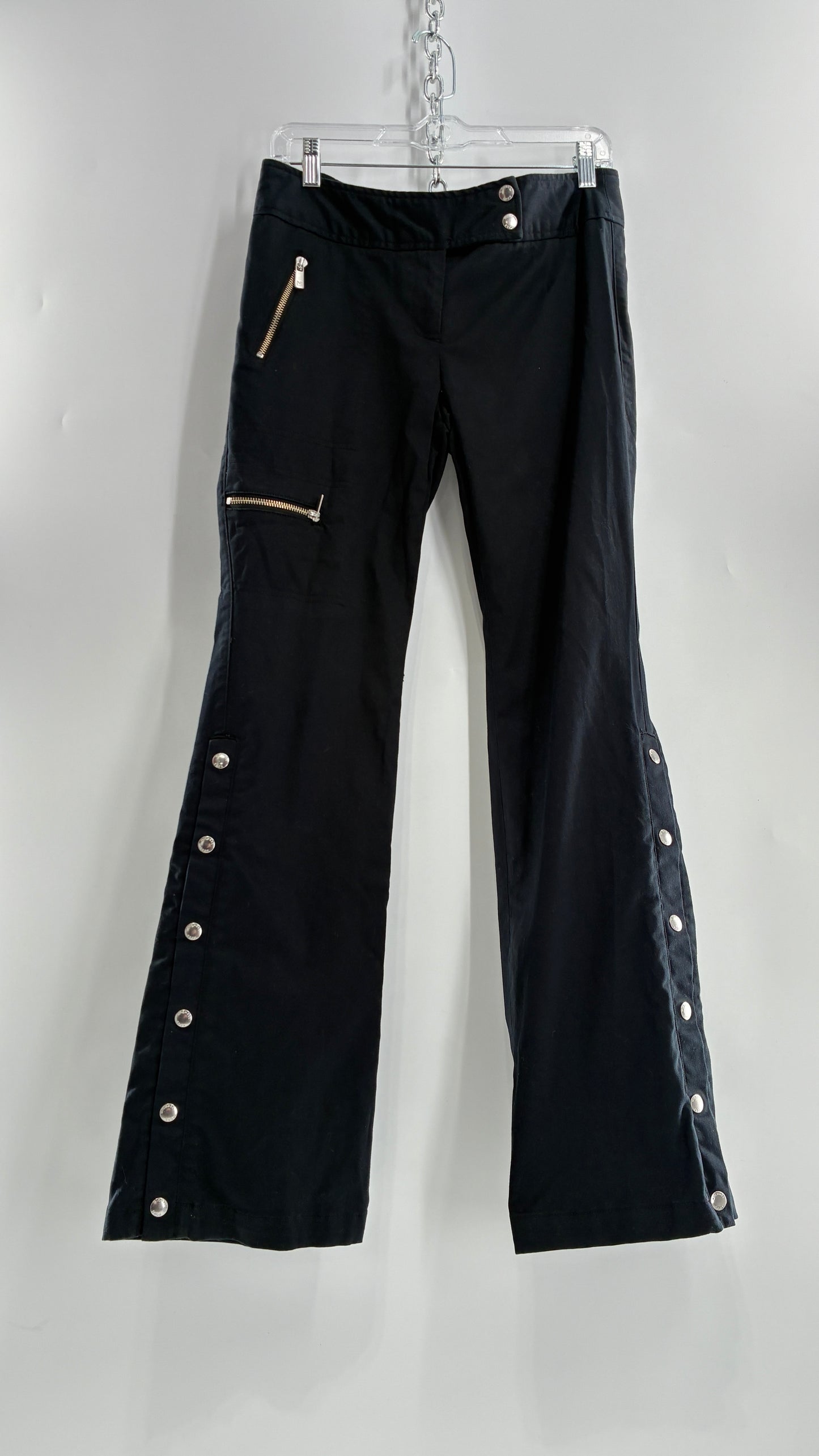 Vintage MICHAEL KORS Black Button Leg Kick Flare Low Rise Pants with Zipper Details and Side Closure (6)
