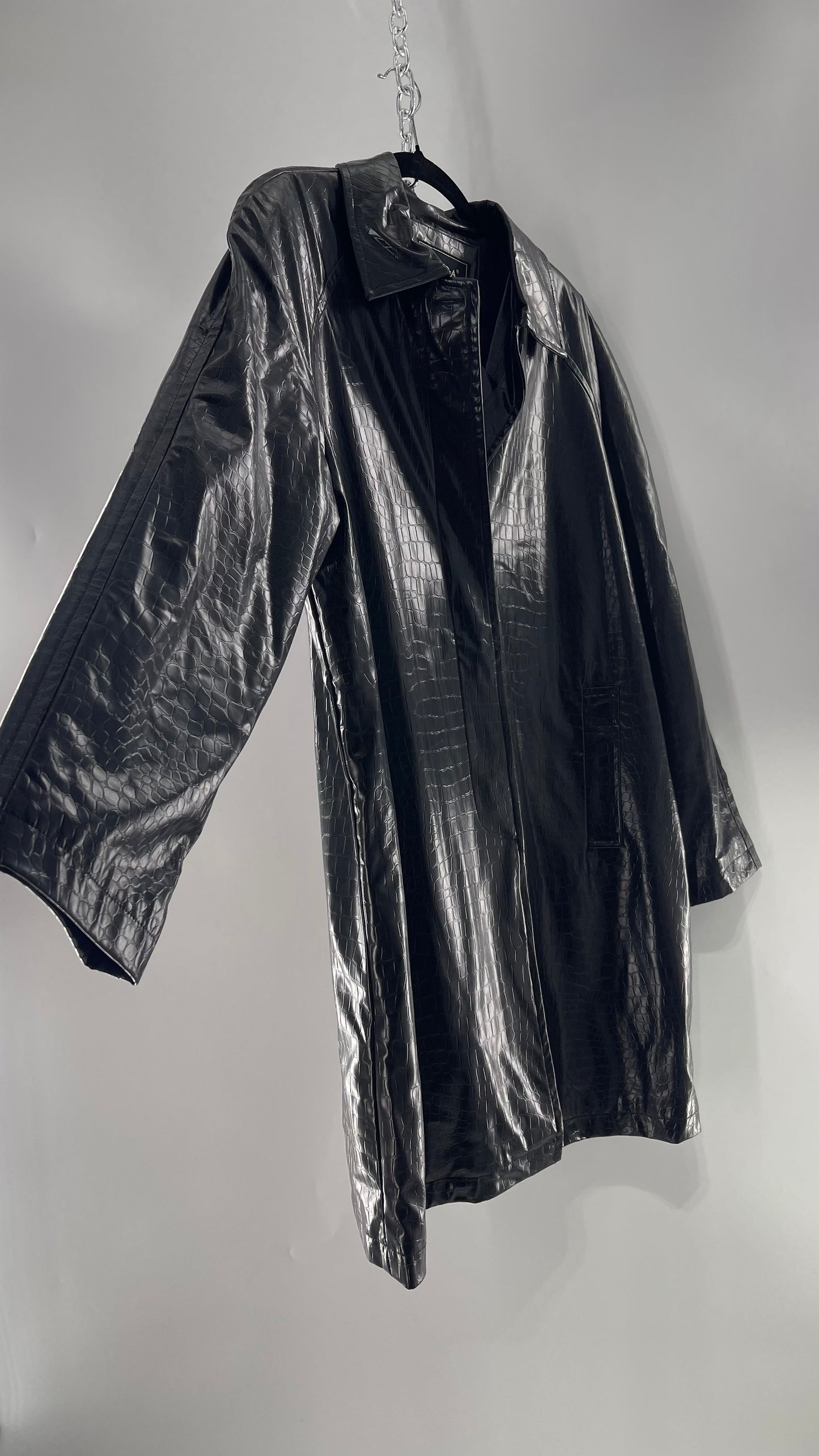 FU DA NEW YORK Black Crocodile Embossed Coat (C) (XL)