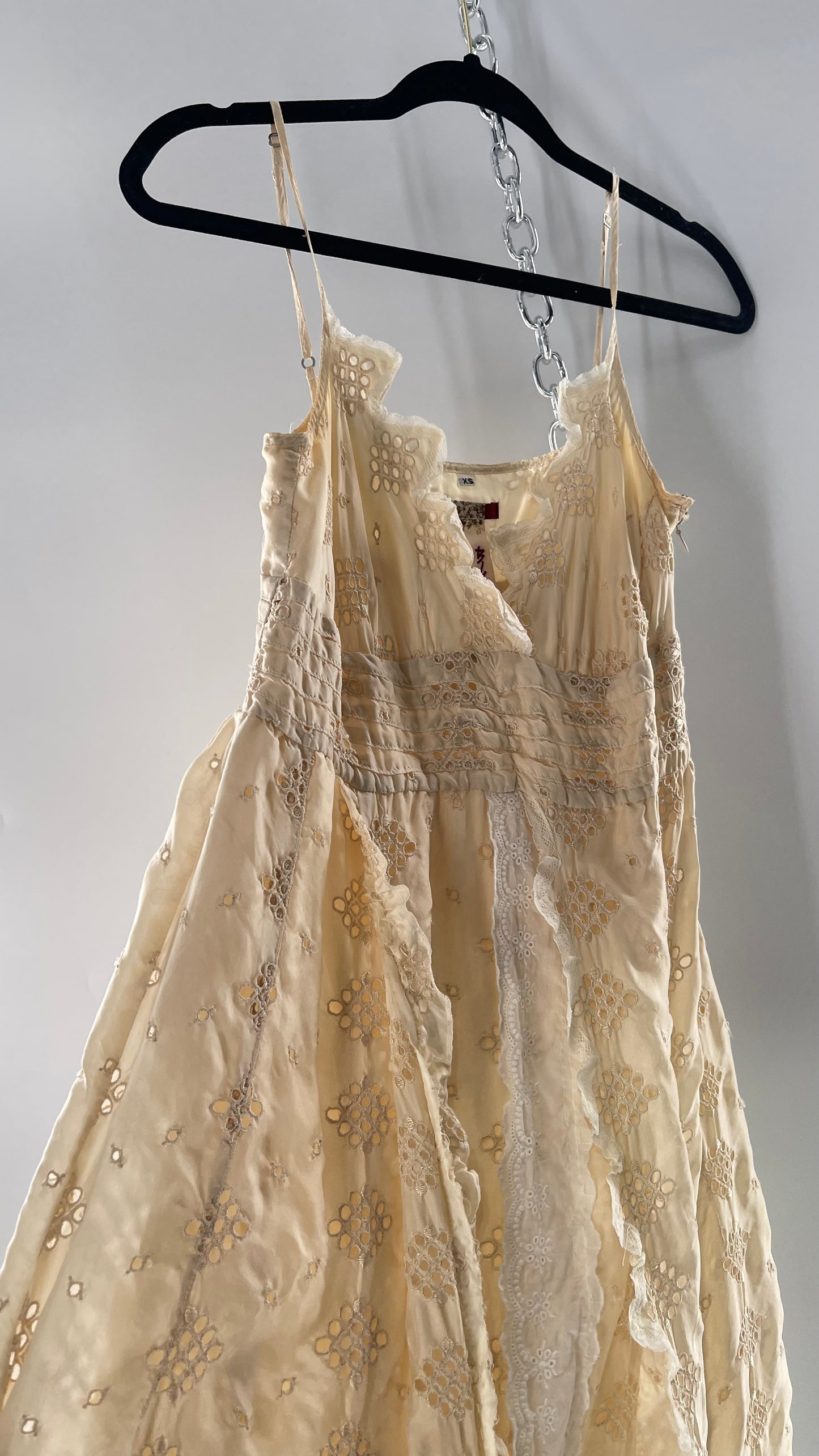 Vintage 100% Silk Off White Lace Mini Dress (XS)