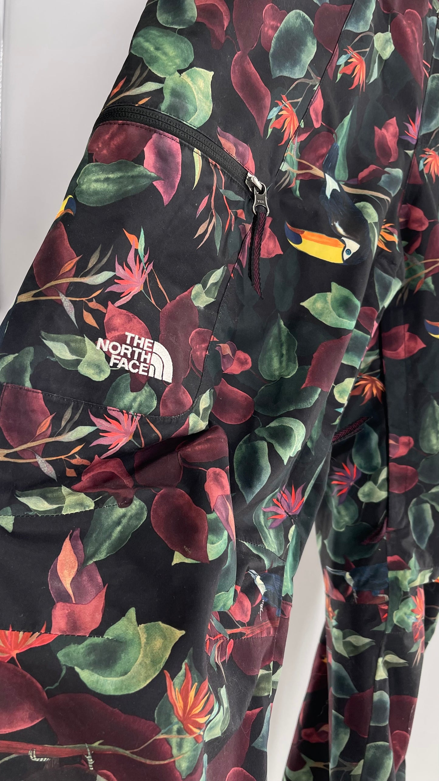 The North Face Tropical Patterned Burgundy Snowboard/Ski/Snowsuit (XL)