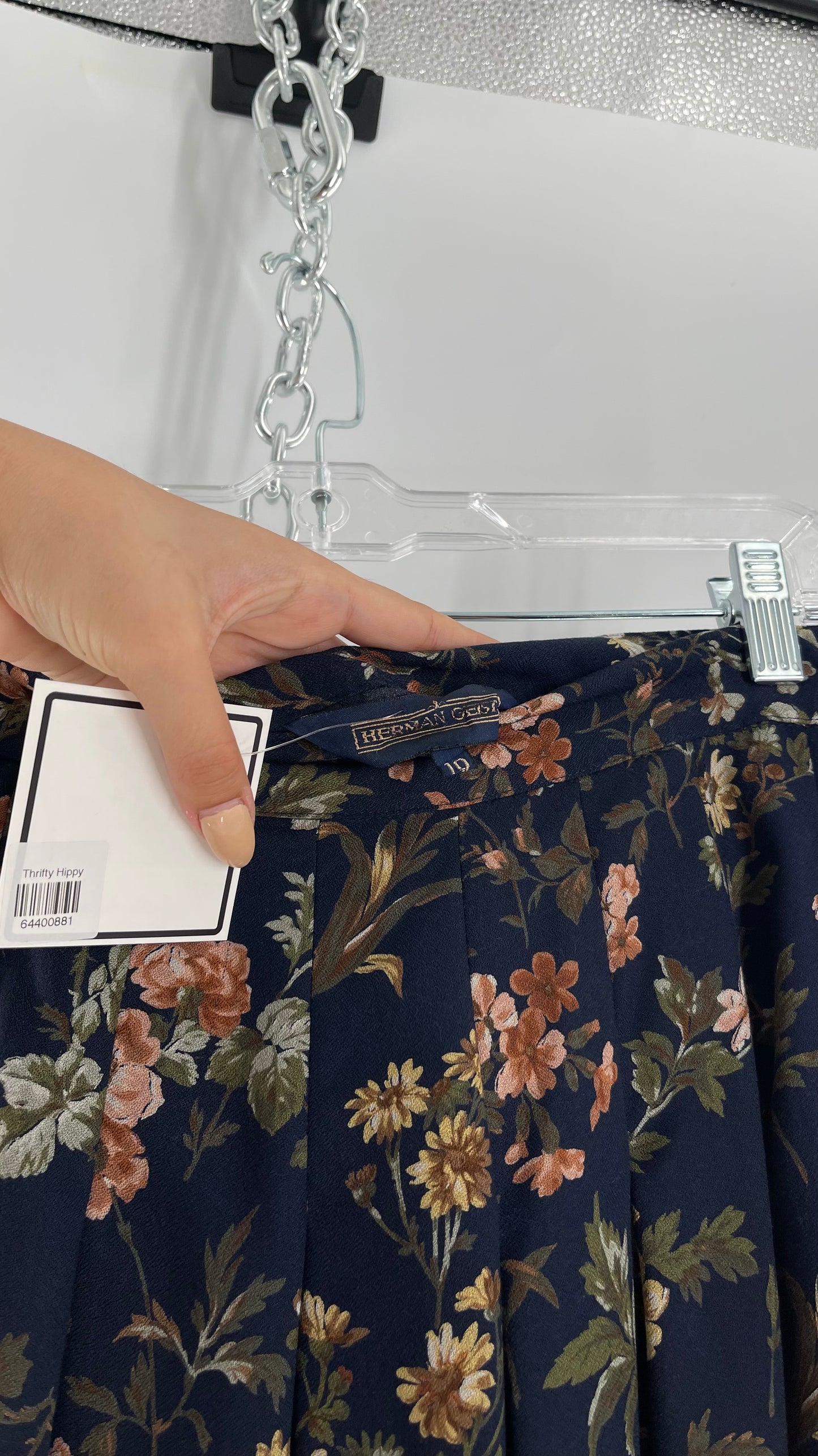Urban Outfitters Upcycled Renewal Vintage Floral Distressed Pleated Mini Skirt (S)
