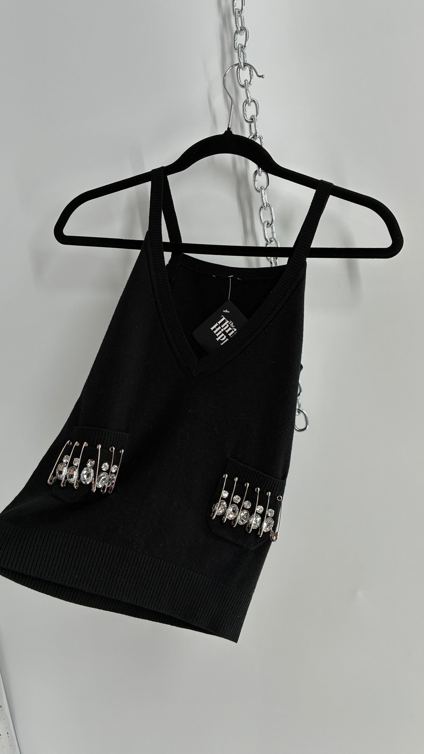 Vintage GILMAR ITALY 87% wool V Neckline Tank with Oversized Rhinestones and Safety Pin Details (38)