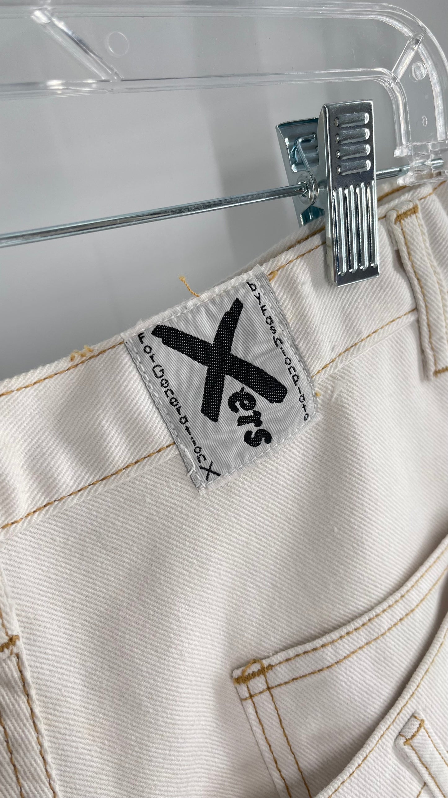 Vintage 1980s Generation X-ers White Contrast Stitch Shorts with Double Waistline on Bum (28)