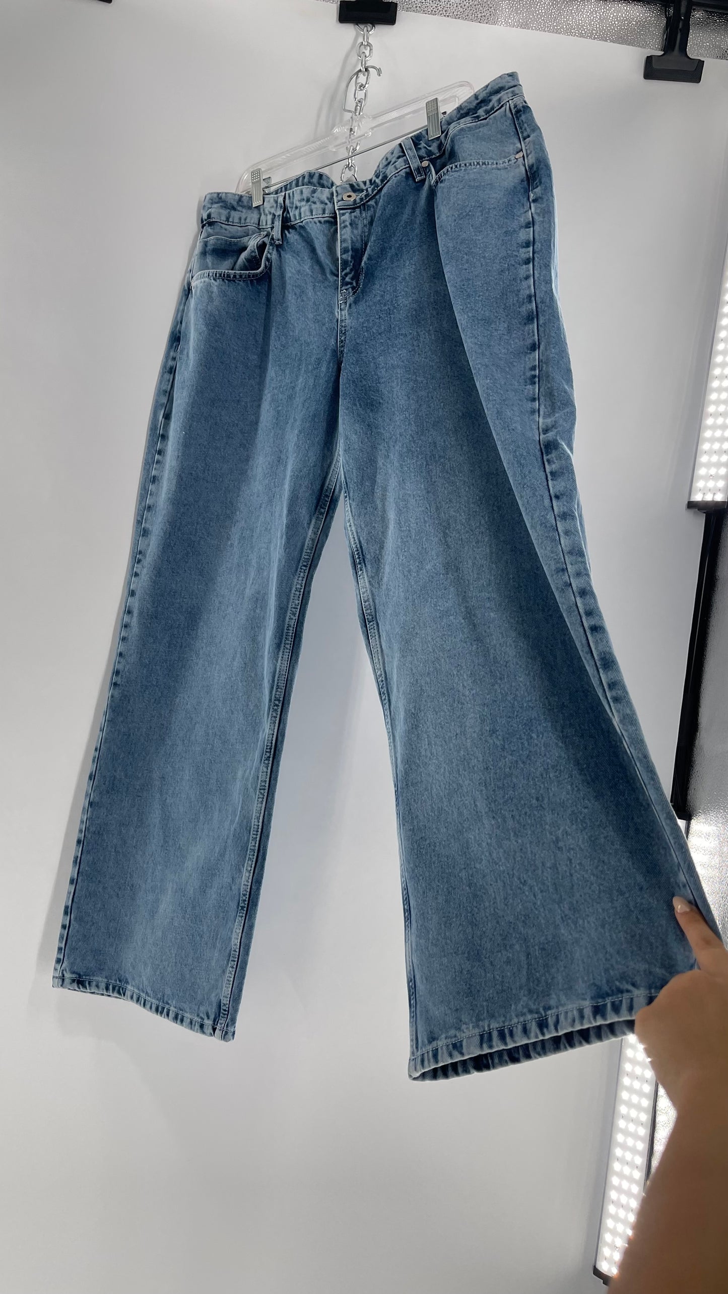 Ragged Priest Light Wash Straight Leg Jeans (36)