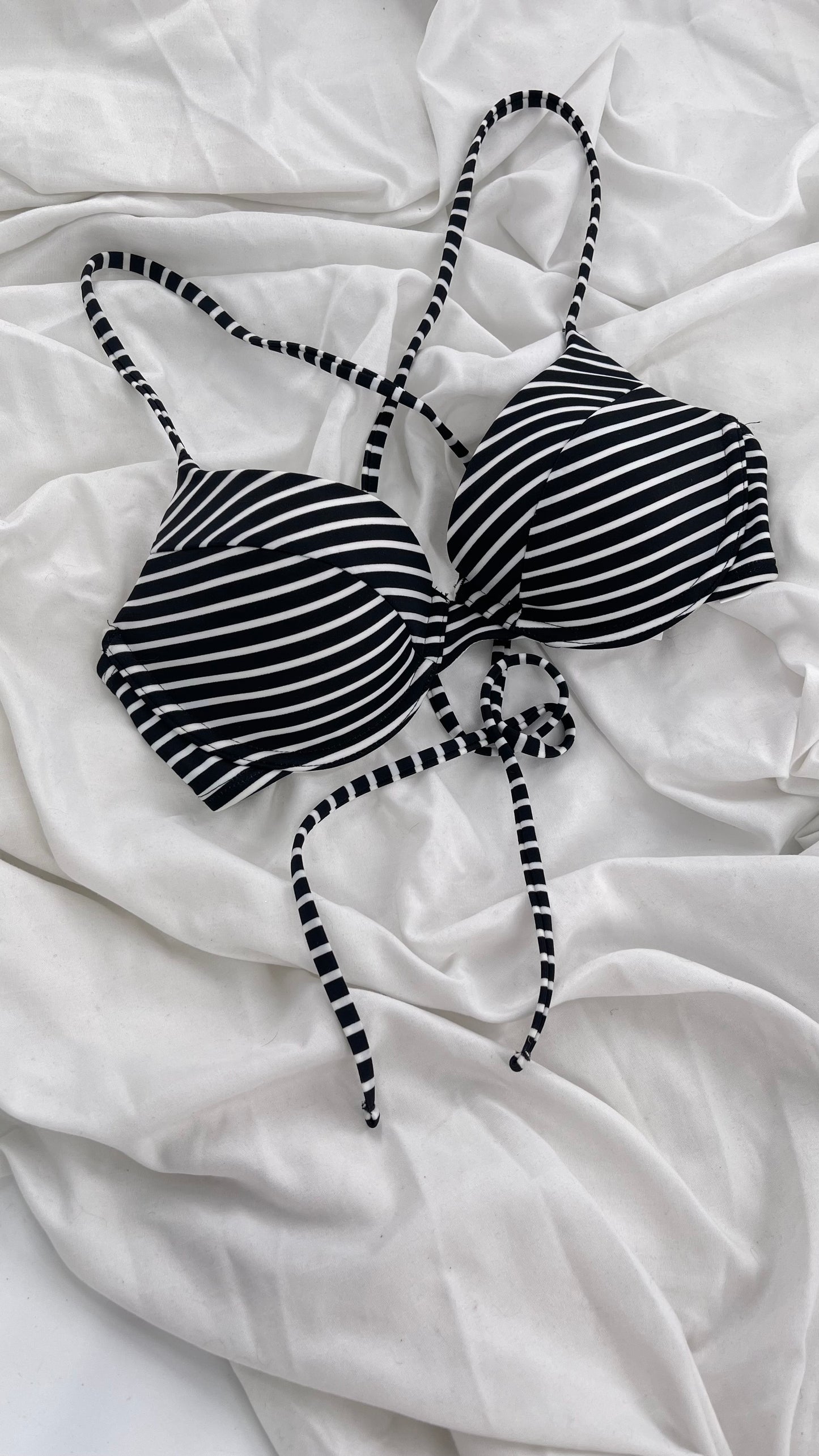 Urban Outfitters Out From Under Black White Striped Underwire Swim Top (Small)