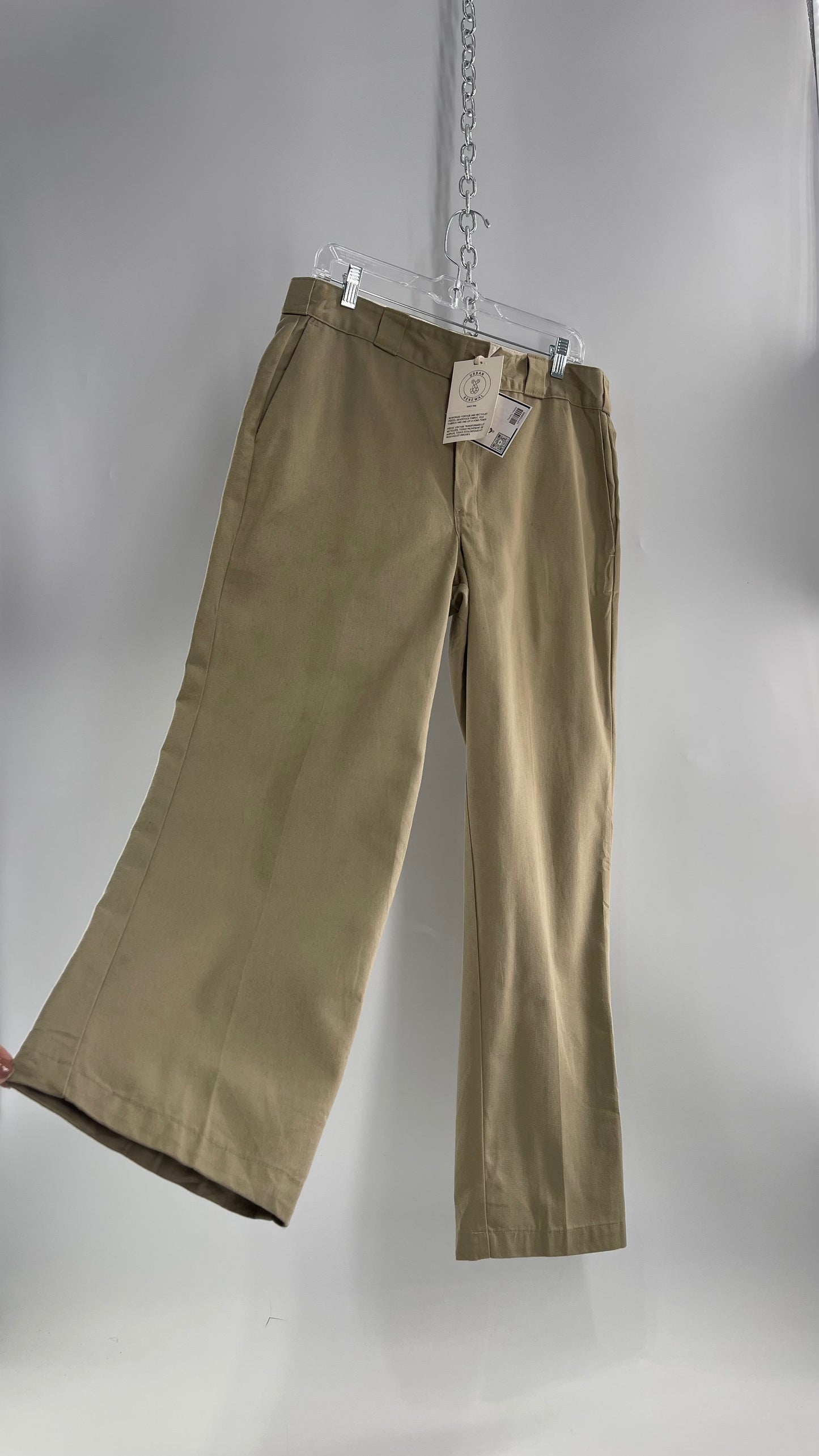 Urban Outfitters Urban Renewal Khaki Trouser (32)