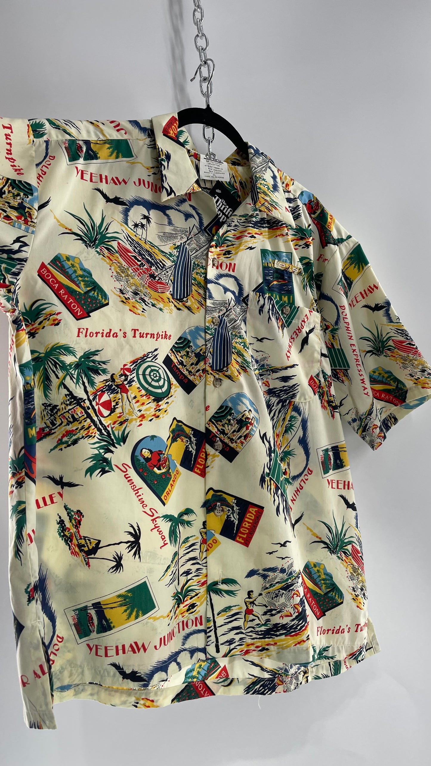 Vintage Men’s Tourist Post Card Button Up Short Sleeve (XL)