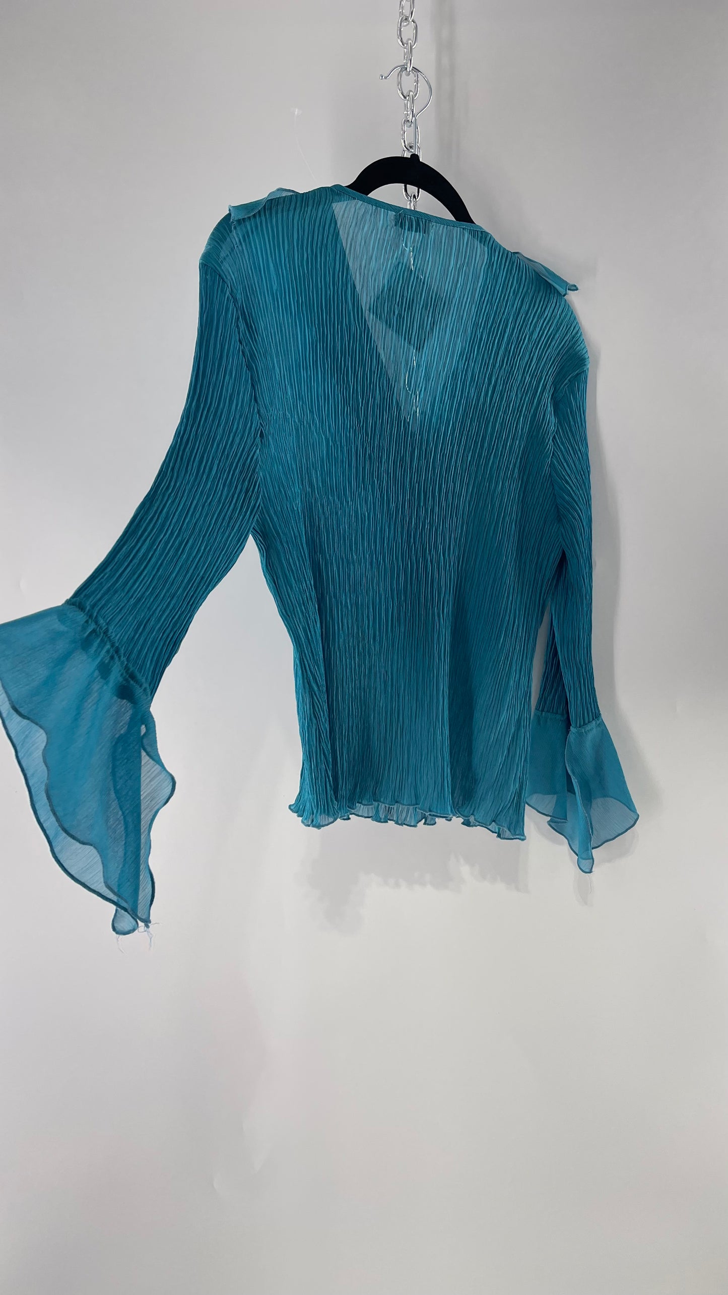 Vintage Jaipur Blue Crimped Blouse with Sheer Handkerchief Cuffs and Ruffled Neckline (Medium)