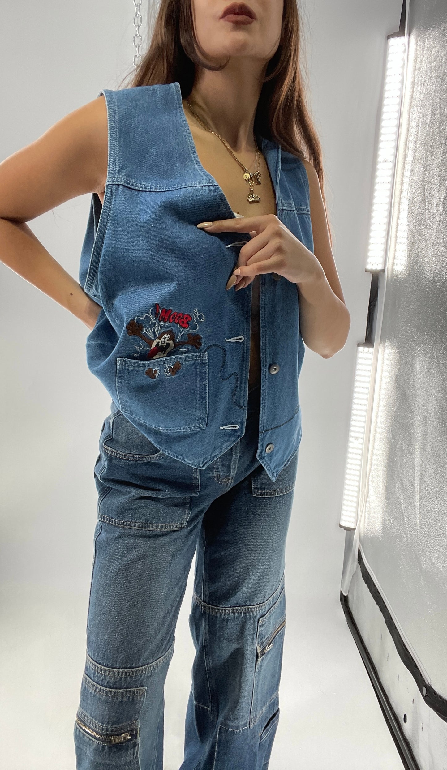 Vintage Looney Tunes Denim Vest with Embroidered Characters (Large)