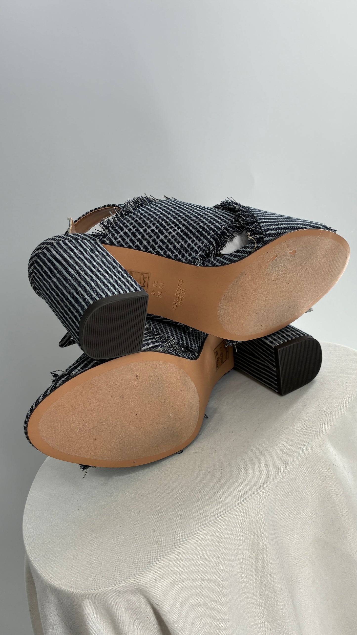 Urban Outfitters Denim Cross Over Sling Back Heels (9)