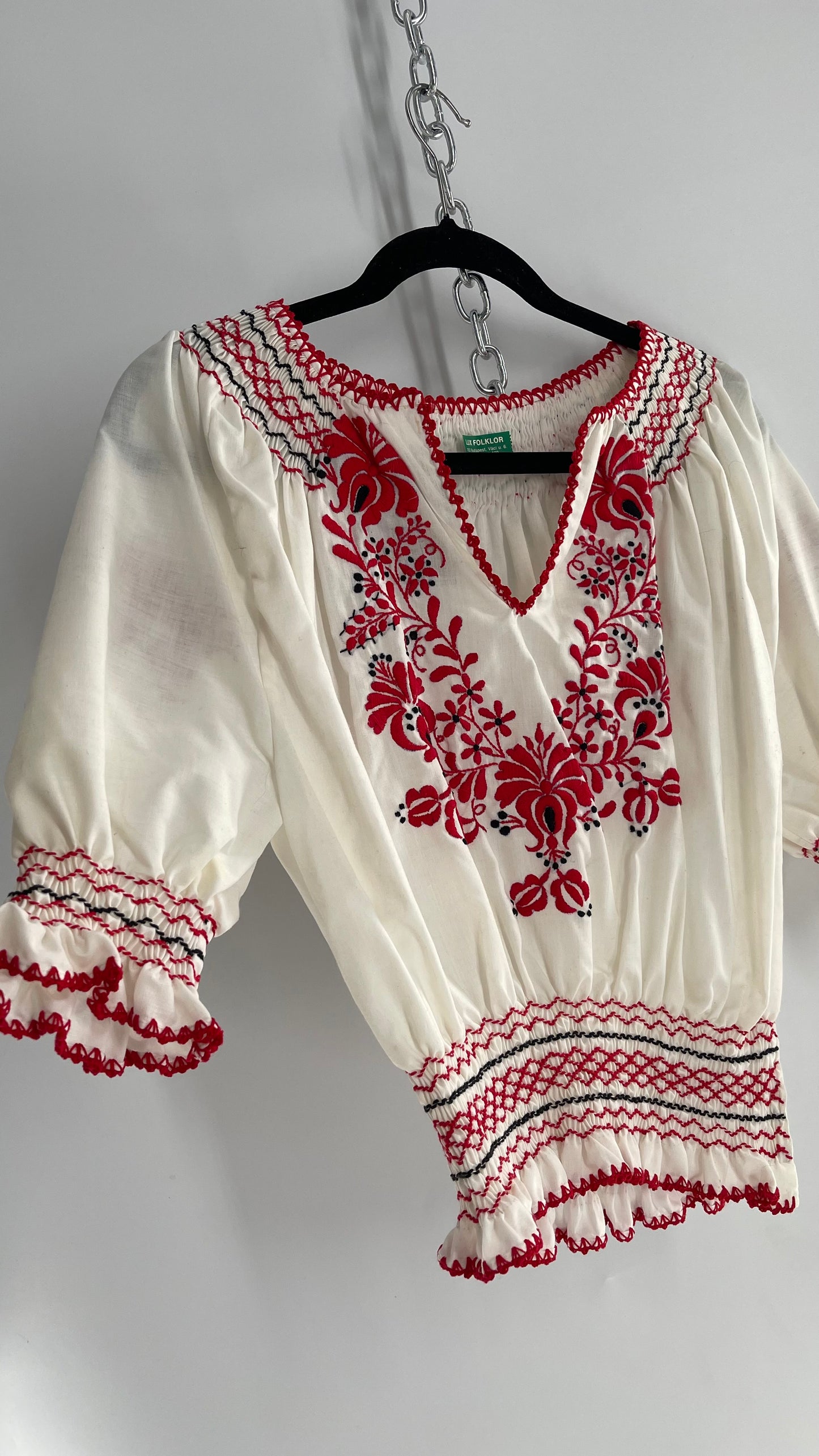 LUX FOLKLOR Vintage 1970s White Puff Sleeve Blouse with Smocked Waist and Red Embroidery