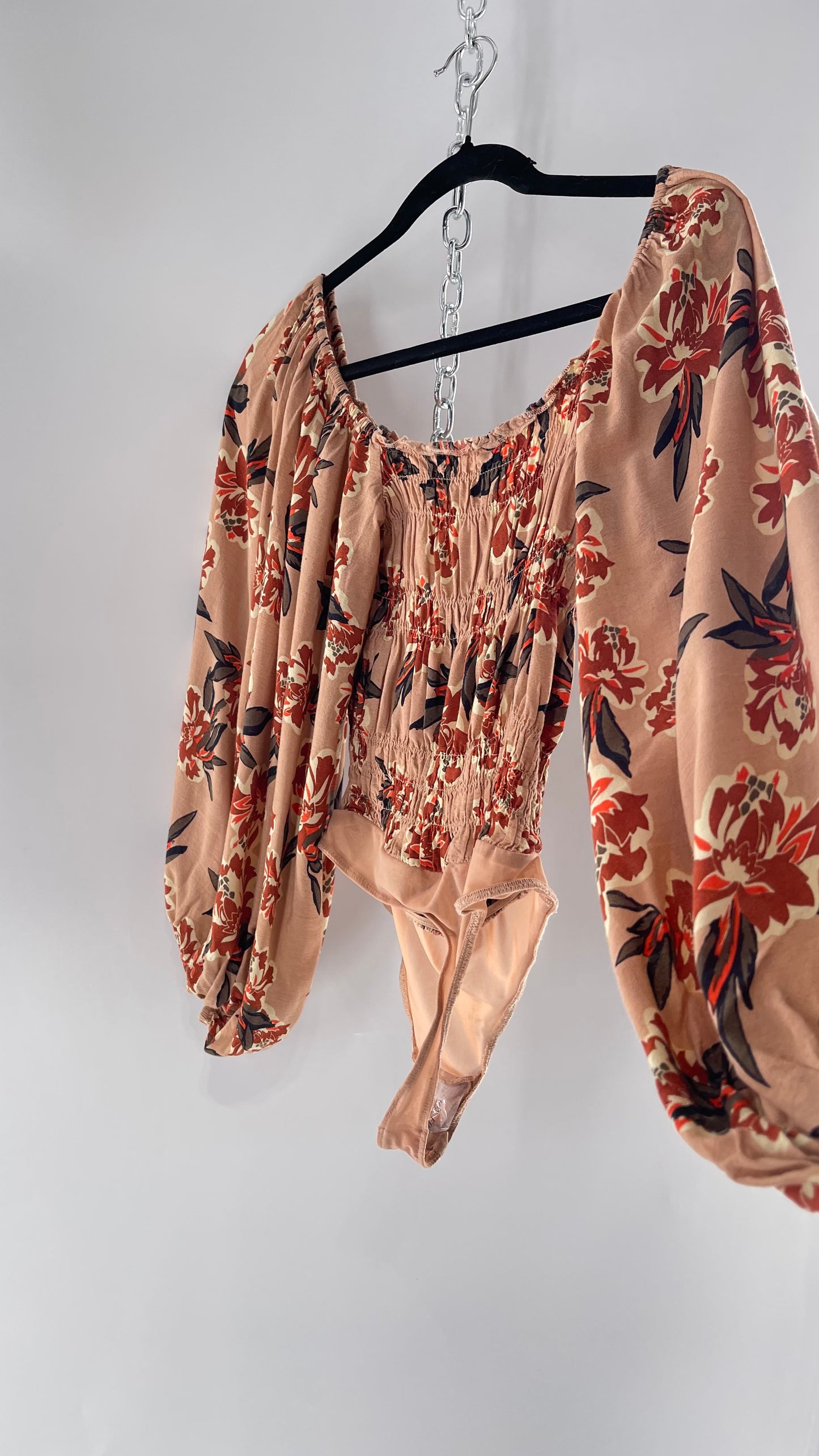 Free People Dusty Pink Smocked Floral Bodysuit with Dramatic Excessive Bubble Sleeves (XS)