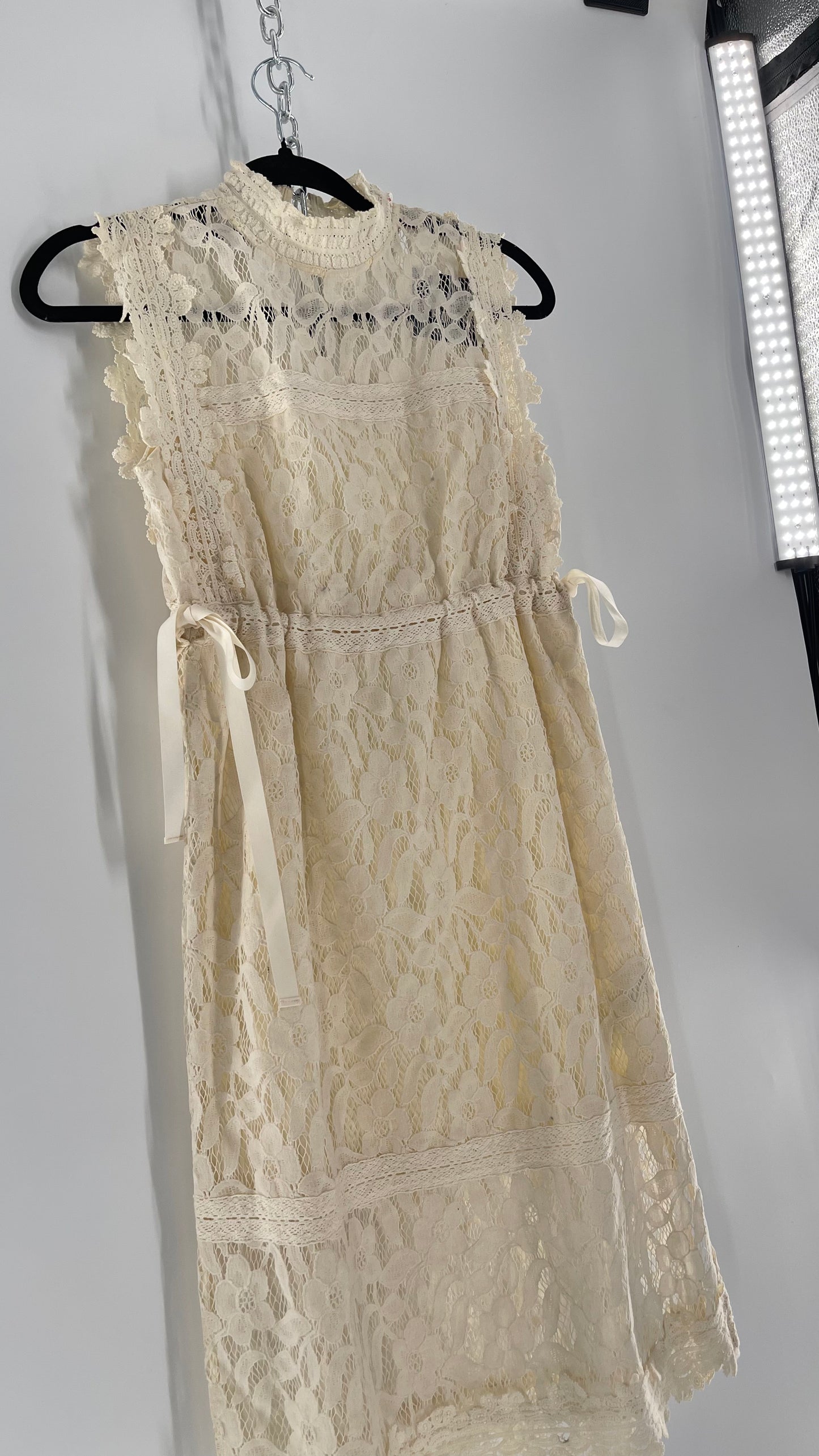 Eri + Ali Anthropologie Velvet Lace MIDI Dress with High Neckline and Side Bow Ties(XS)