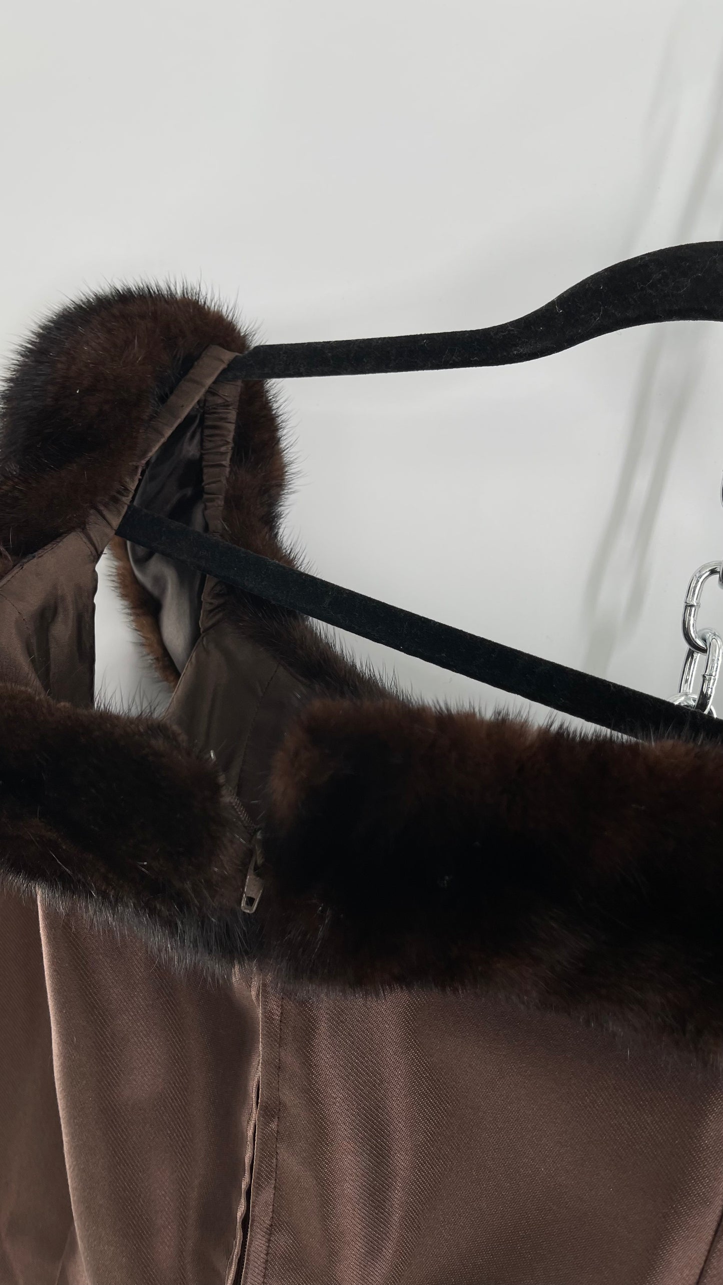 Vintage Sherrie Bloom • Peter Noviella• CHETTA B 100% Silk Brown Corset with Fur Trim Off the Shoulder Collar (14)
