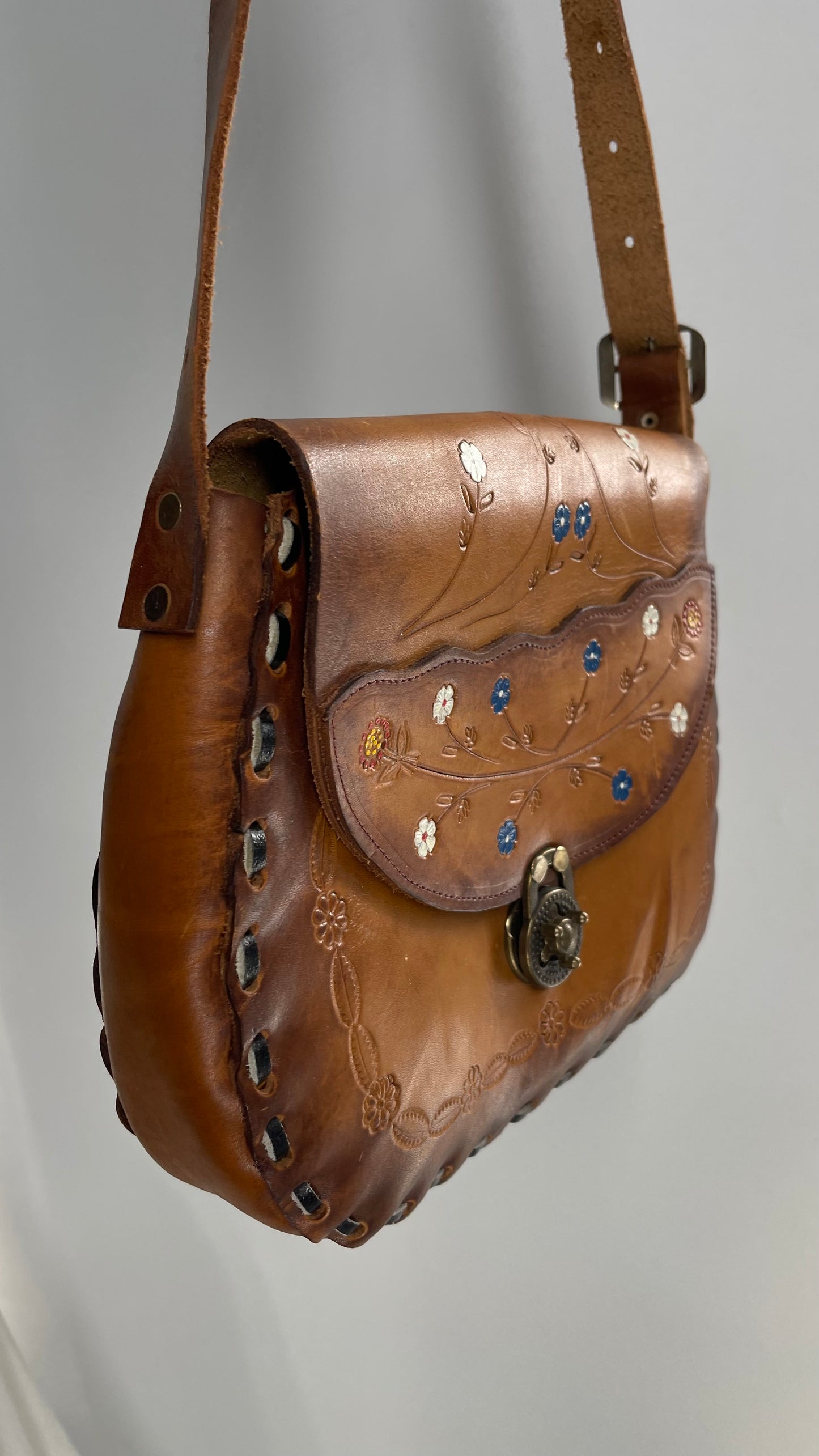 Vintage 1970s Mexico Leather Saddle Bag with Engravings, Stitching and Turnstile Closure