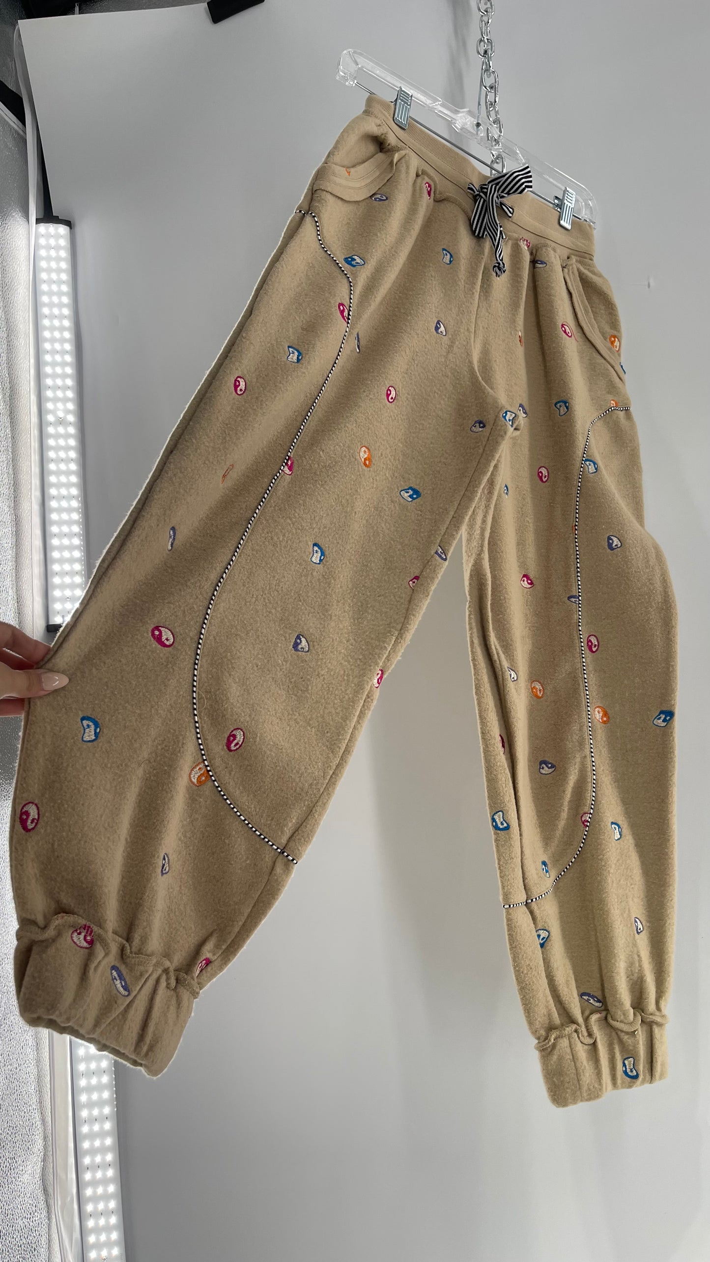 Ying Yang Embroidered Cozy Loungewear Jogger (Extra Small)