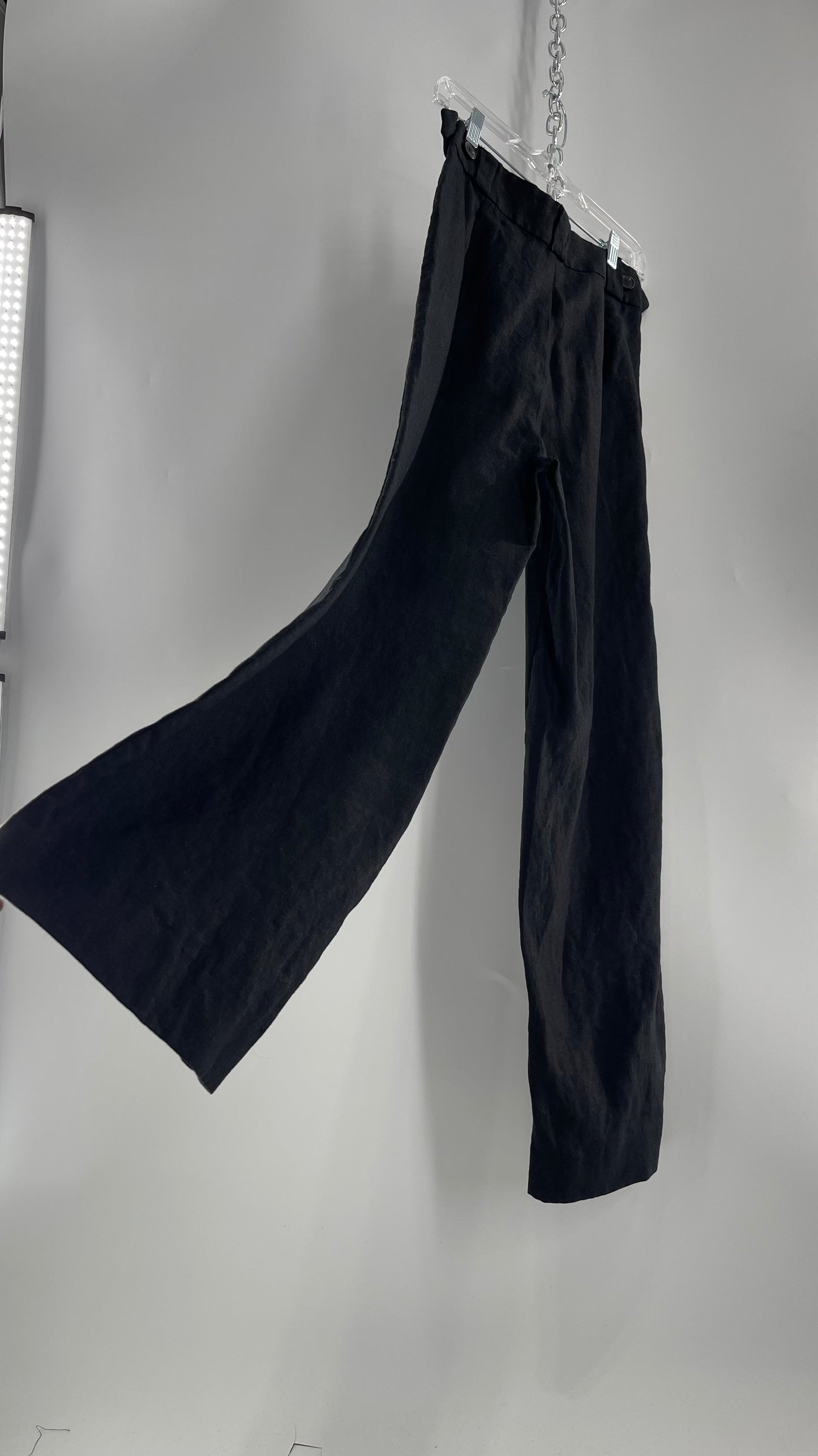 Thrills Black Thick Linen Trouser with Side Buttons and Pleating (4)