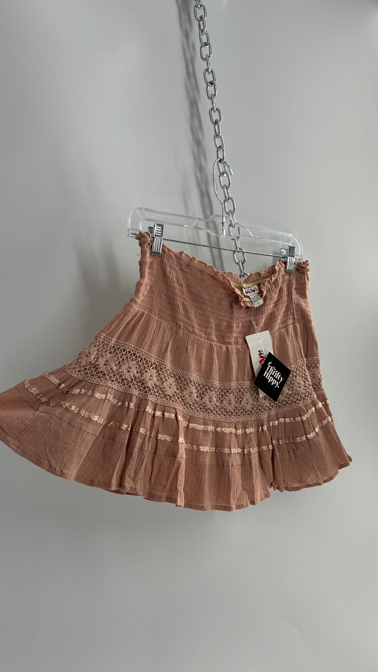 Vintage URthe1 Tan Satin Ribbon and Crochet Lace Mini Skirt (Large)