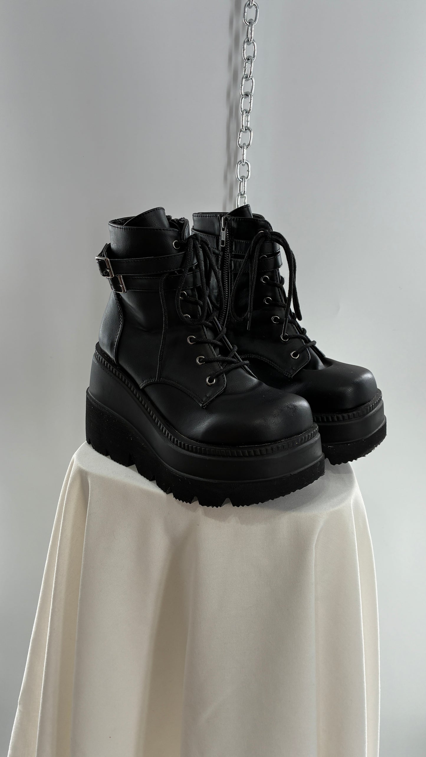 DEMONIA Shaker-52 Black Platform Wedge Combat Boots (9)