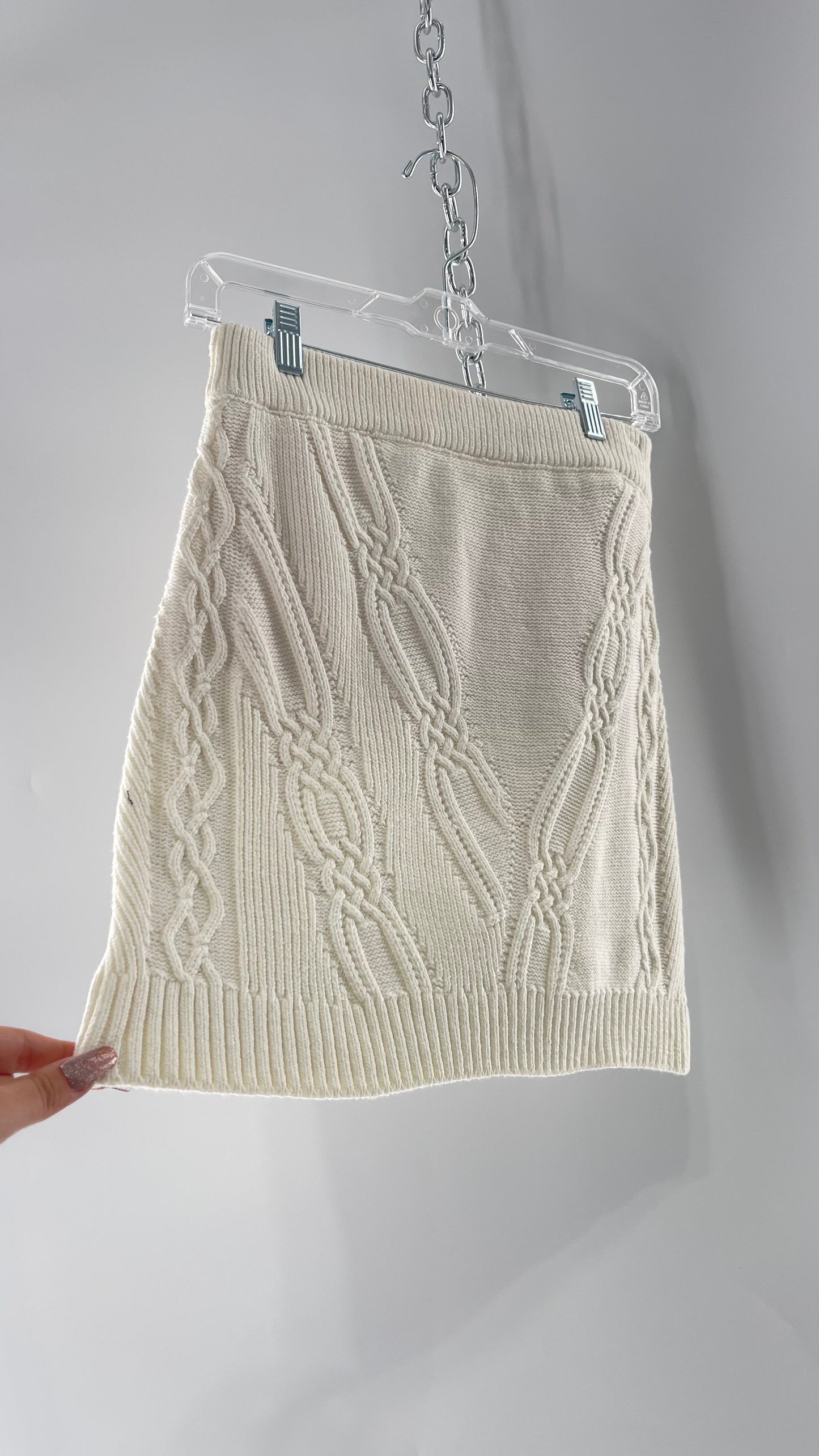 Maeve Anthropologie White Cable-knit Mini Skirt (Small)
