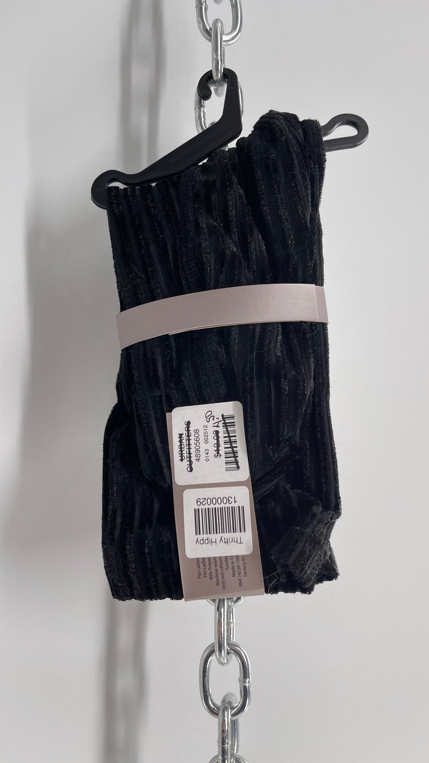 LeGALe Velvet Ribbed Crew Socks