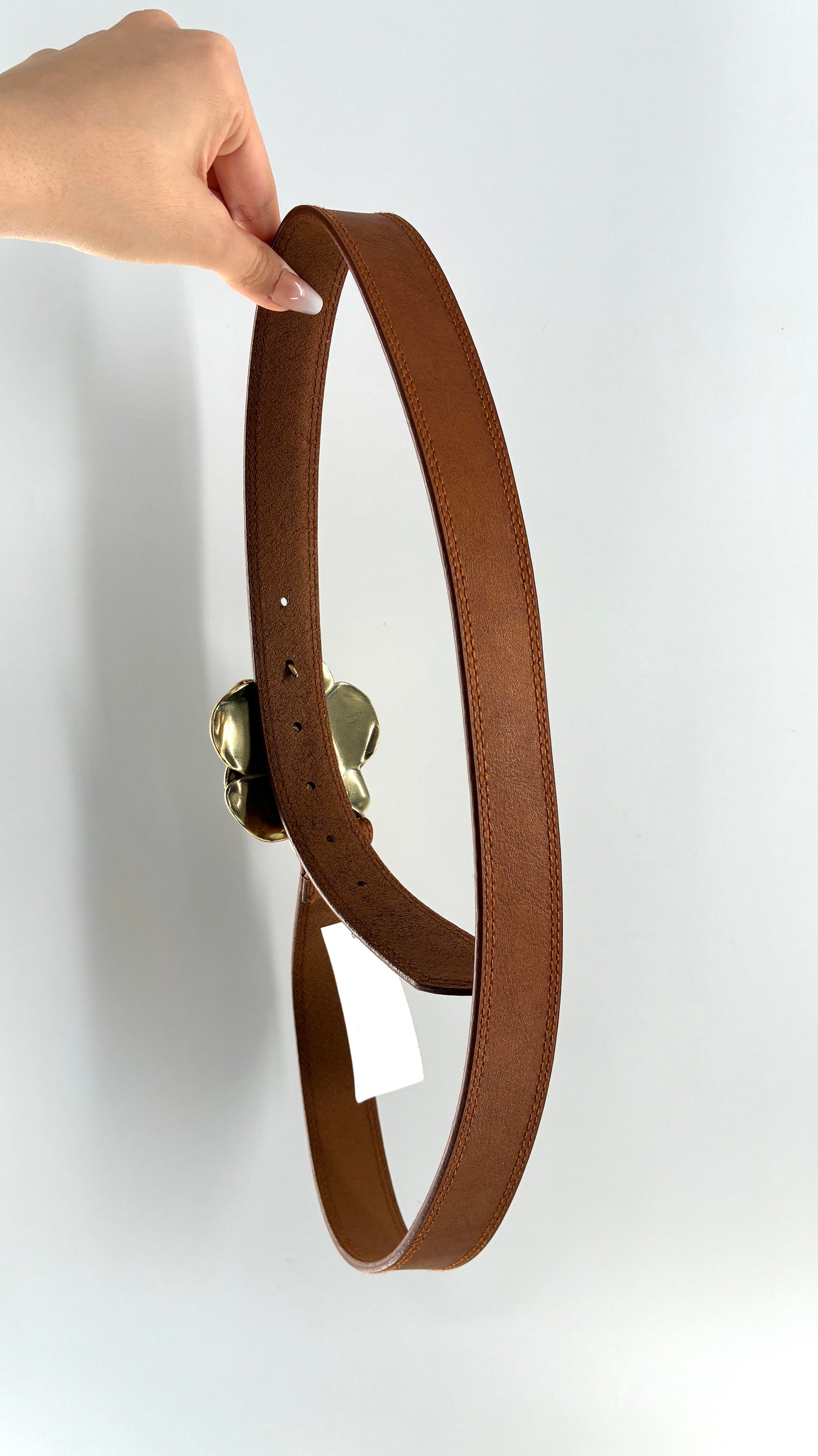 Deadstock Vintage AIMEE LYNN Genuine Leather Belt with Oversized Gold Metal Rosette (M/L)