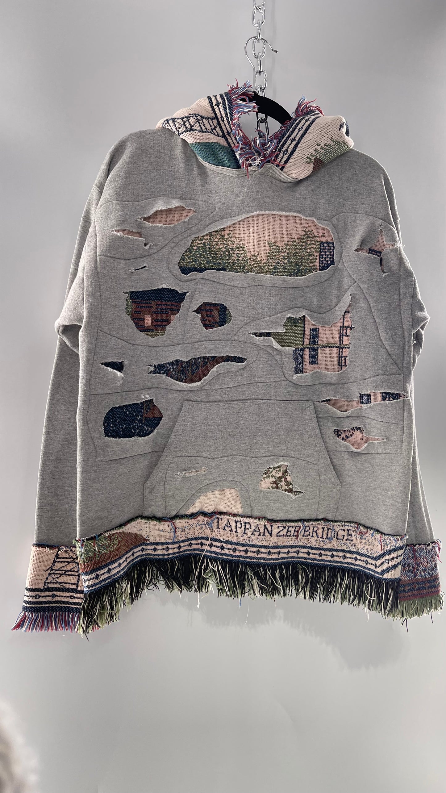 CUSTOM NY Tappanzee Rugged Distressed Blanket Hoodie with Coloration Gradient (S/M)