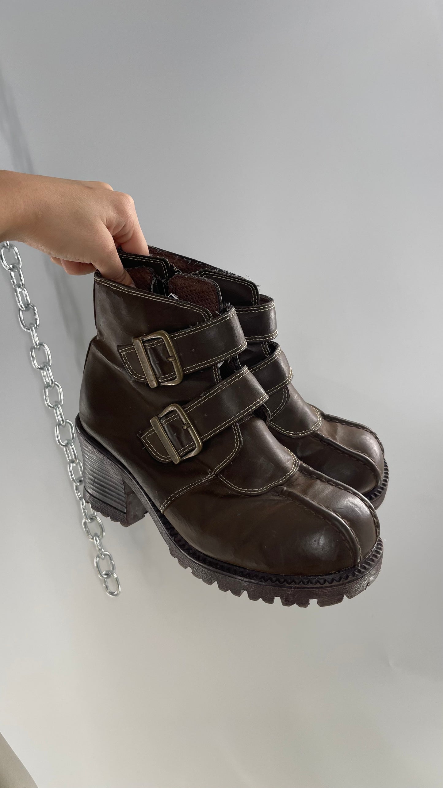 Vintage No Boundaries Brown Chunky Heel Platform Cross Front Buckle Boots (7)