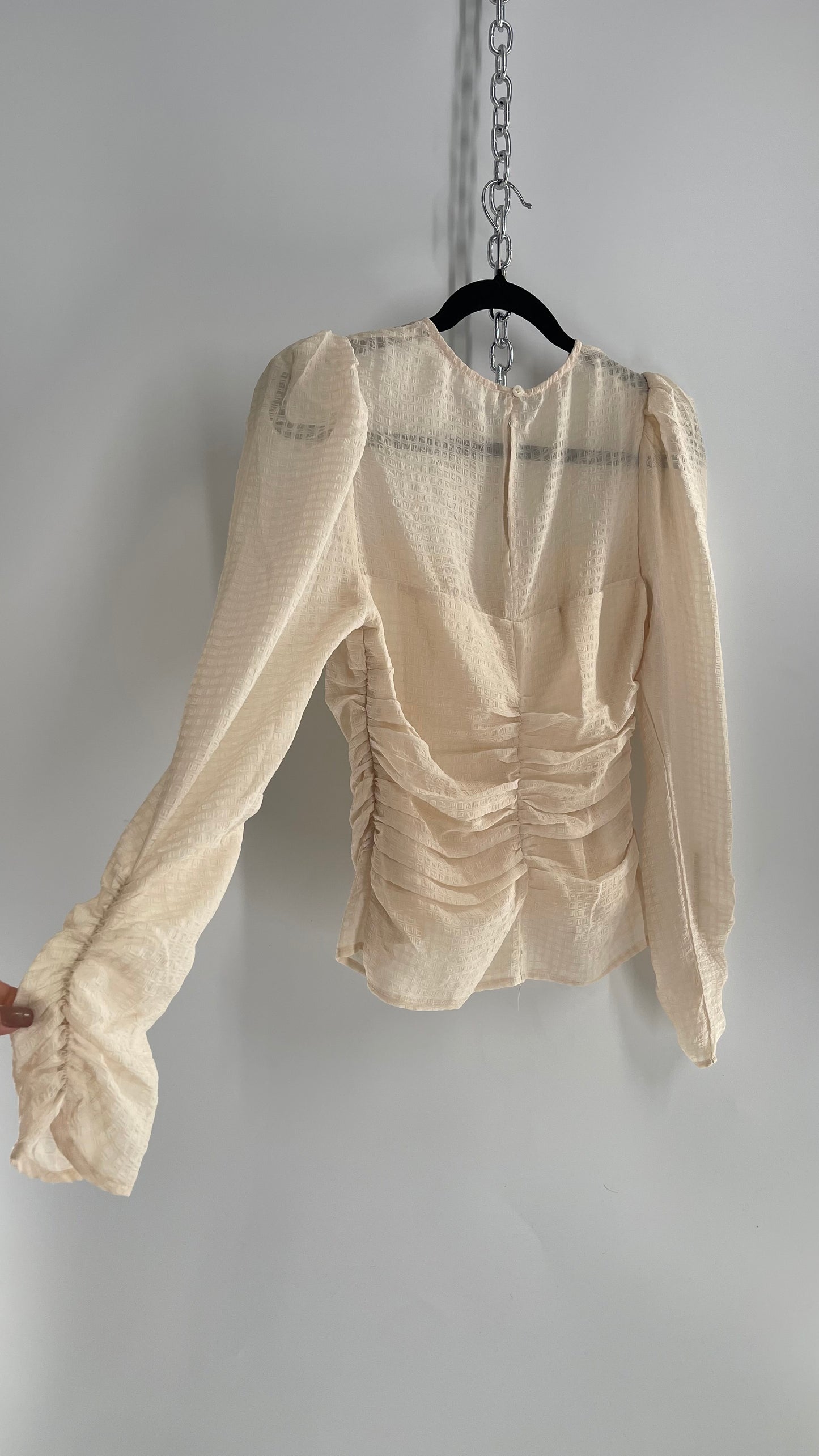 ASTR Off White, Cream Ruched Bodice Blouse (Small)