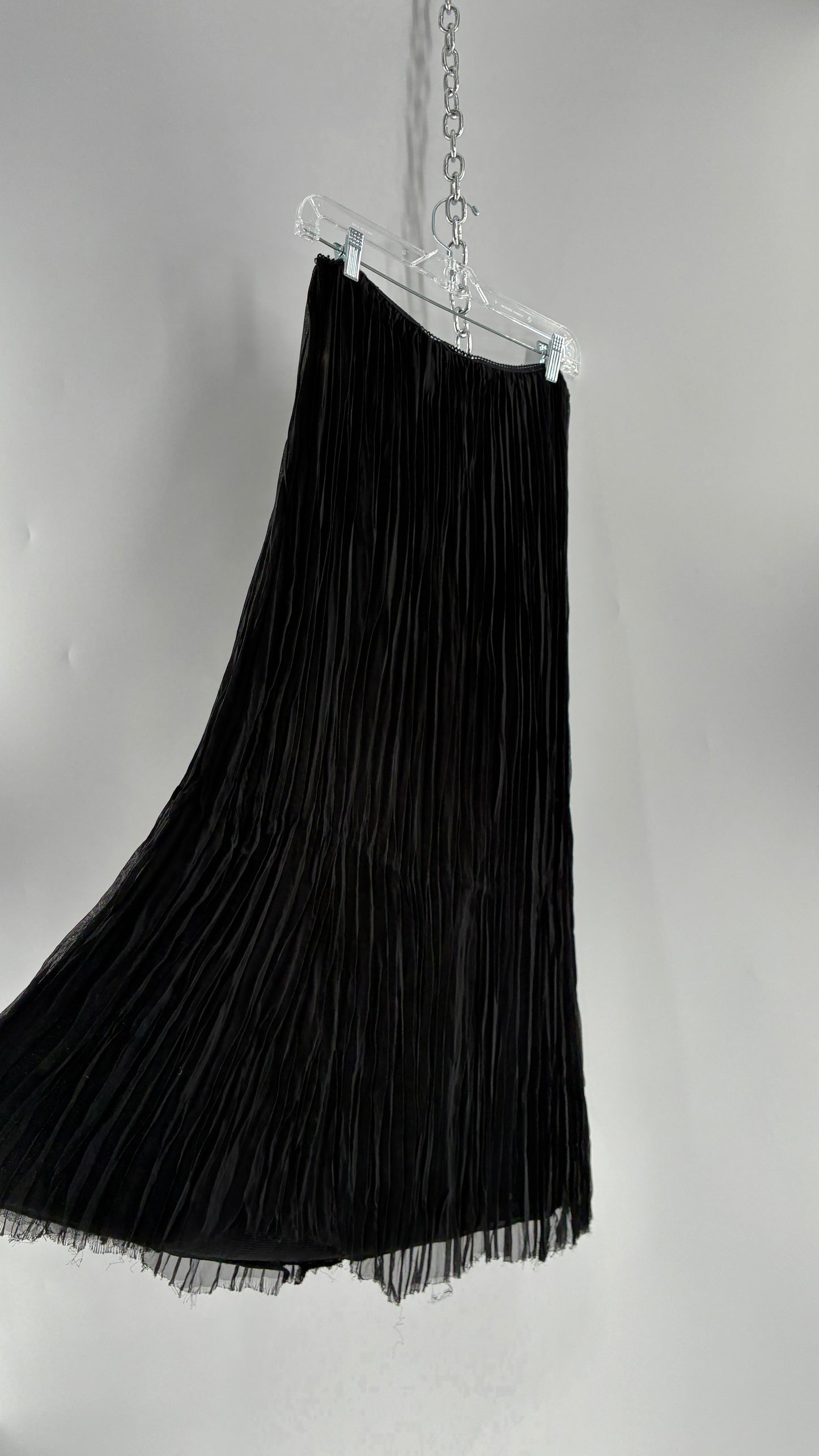 Vintage WORTHINGTON Black Crimped Skirt (S/M)