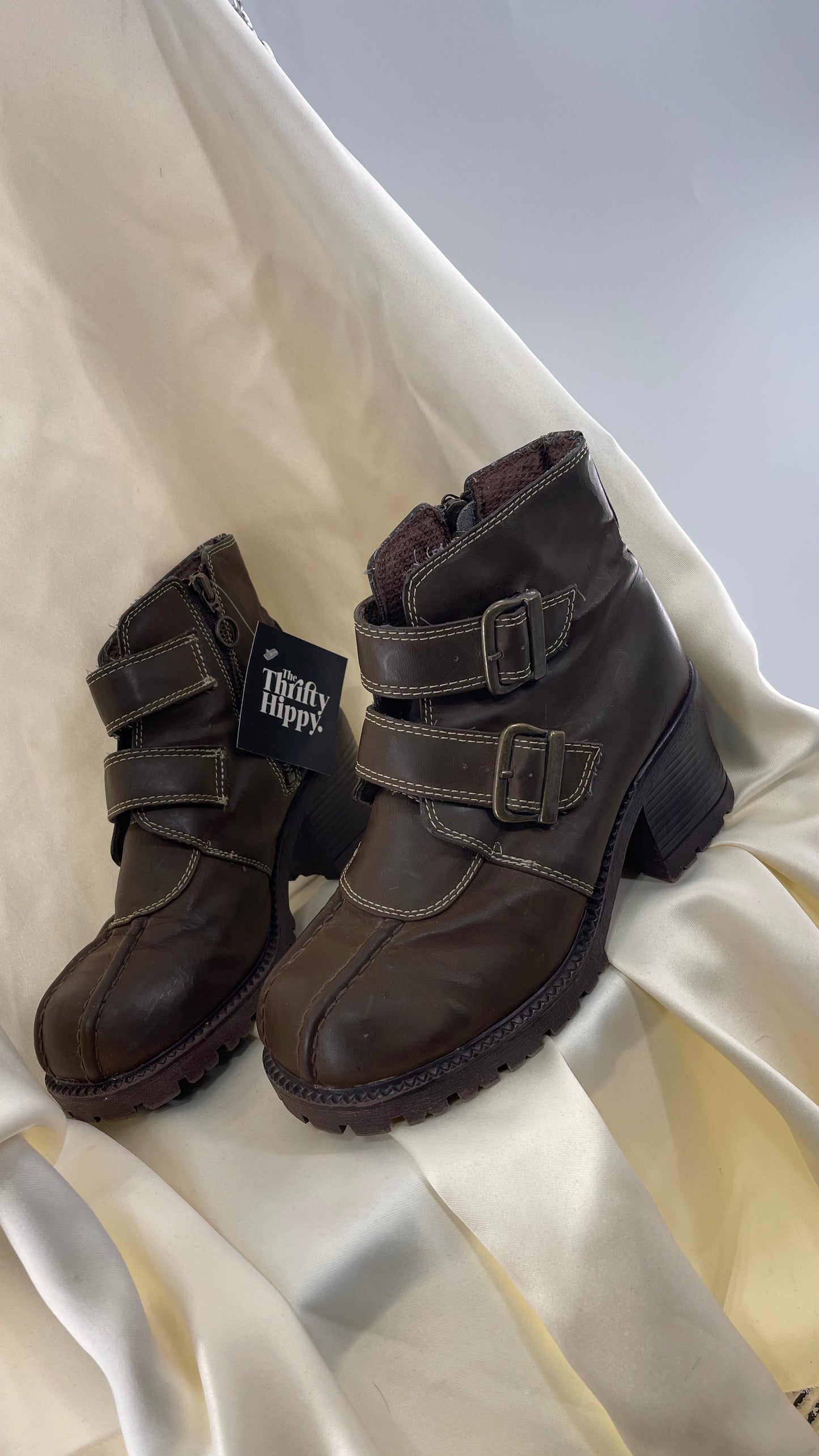 Vintage No Boundaries Brown Chunky Heel Platform Cross Front Buckle Boots (7)