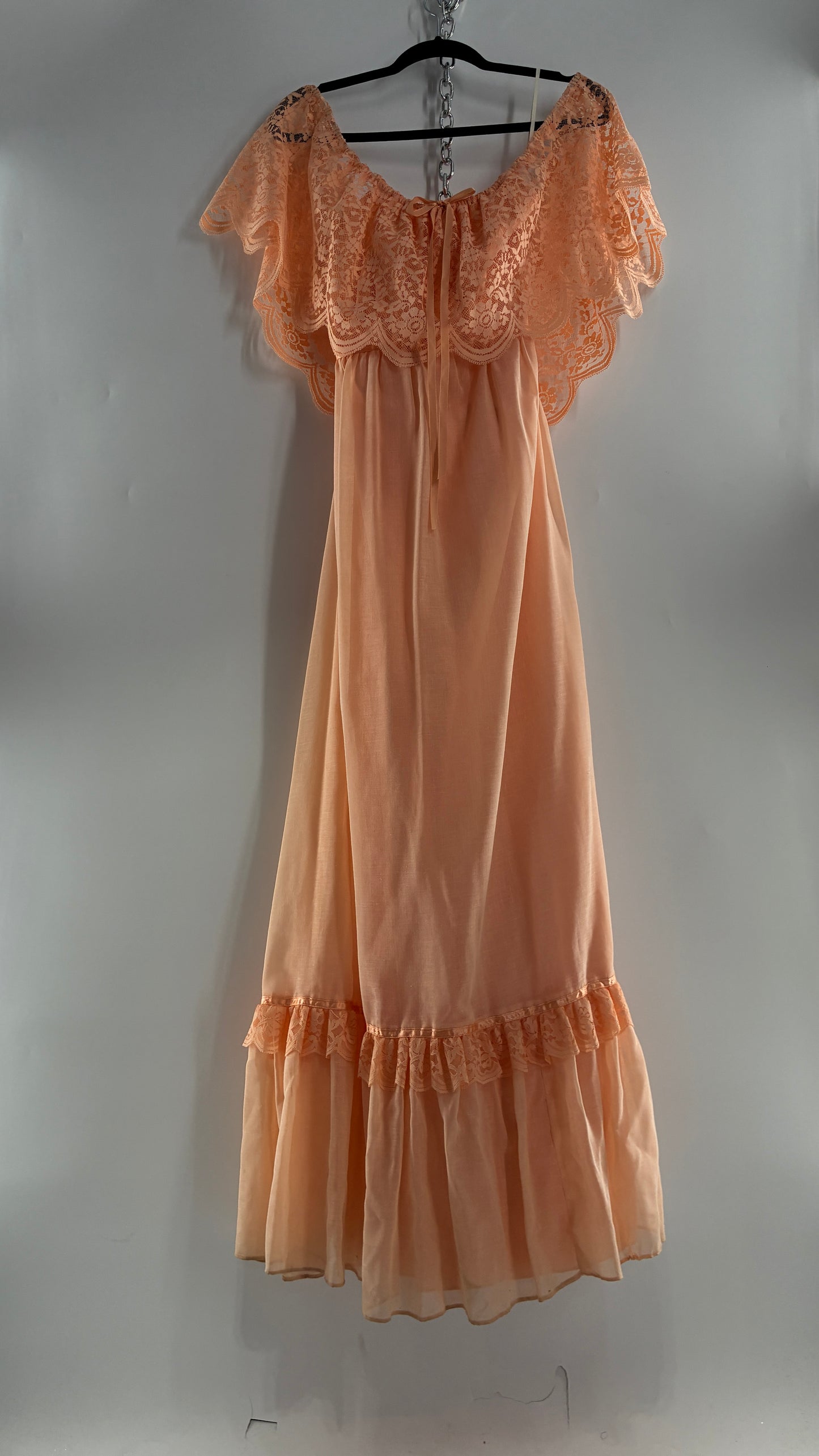 Vintage 1960s Ruffled Off the Shoulder Peach Full Length Voluminous Gown with Tie Back (9/10)