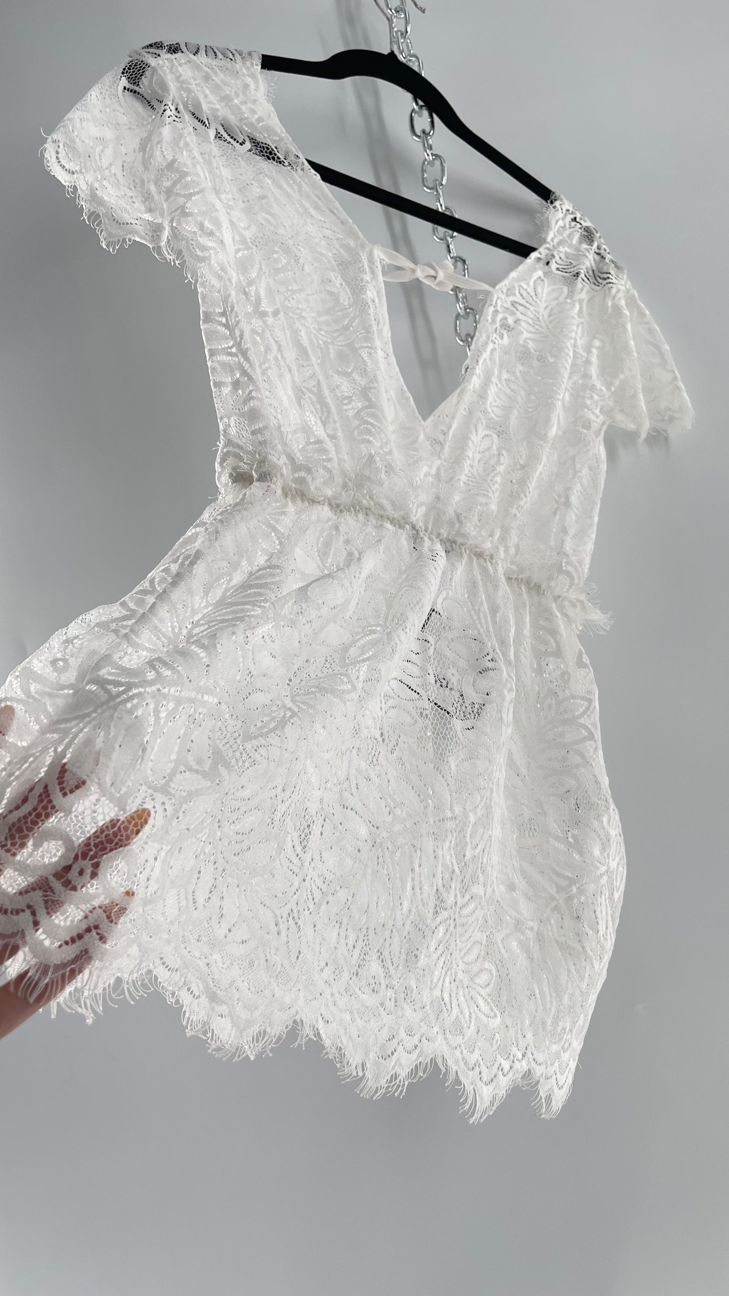 Vintage White Lace Scalloped Negligée Blouse (Small)