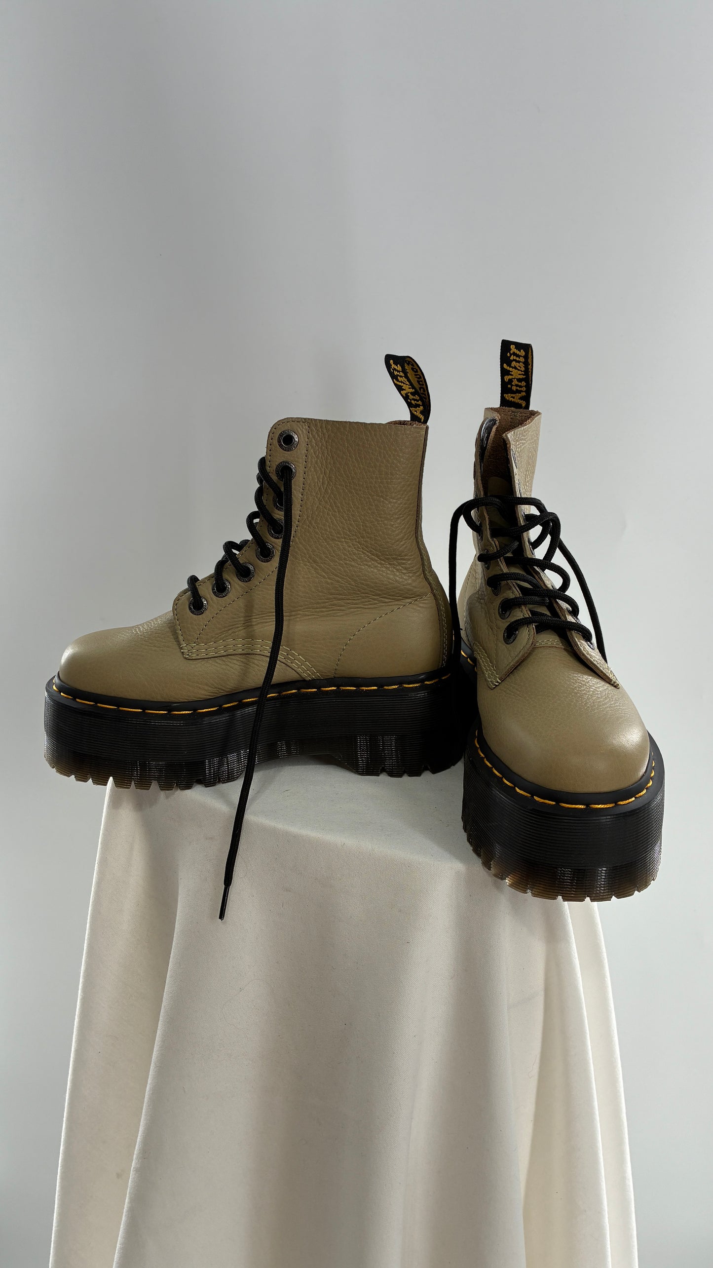 Vintage Dr. Martens 1460 Pascal Max Platform Pale Olive Pisa Boot (6L)