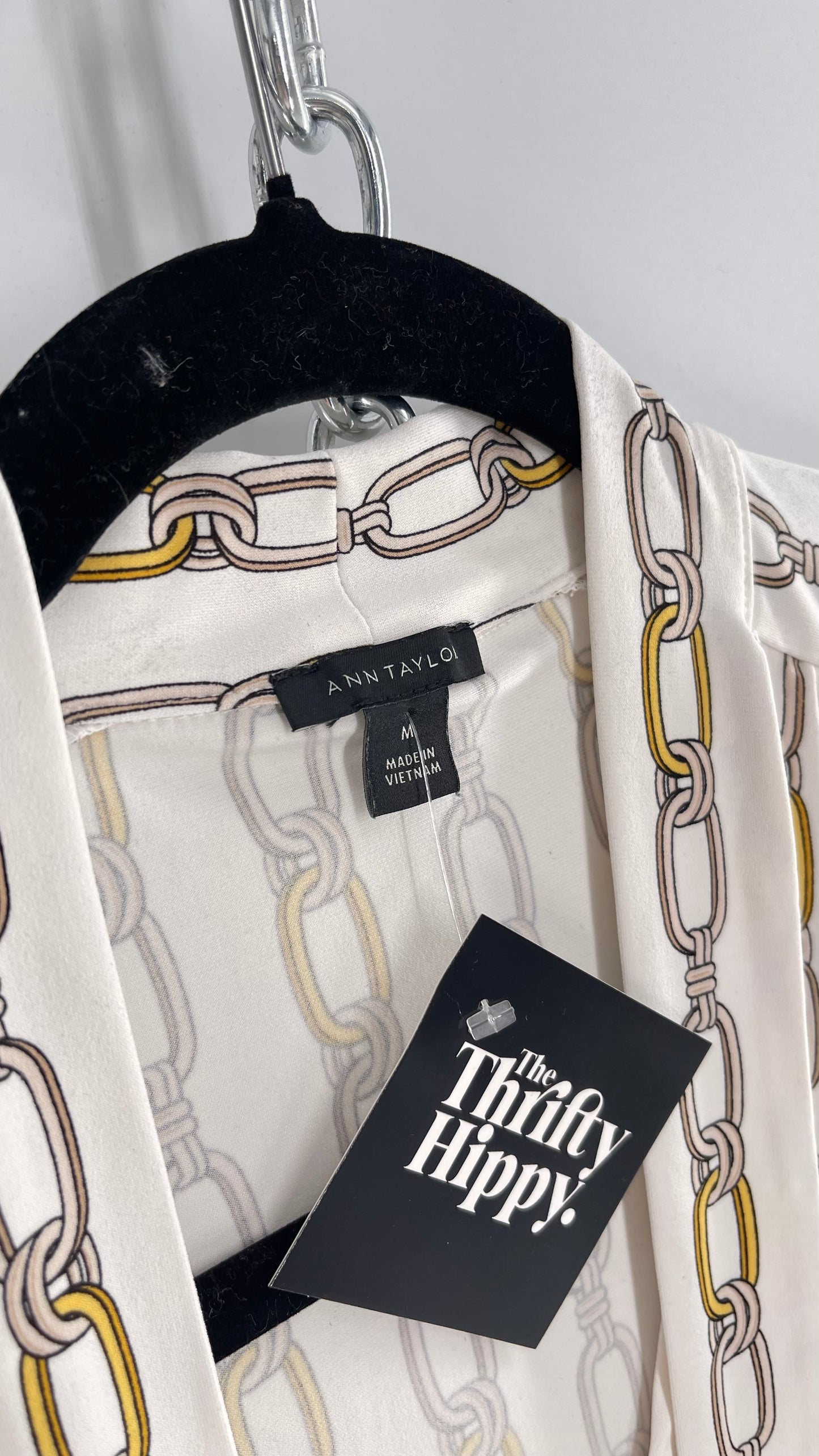 ANN TAYLOR White Gold Chain Graphic Blouse with Neck Tie Detail (Medium)