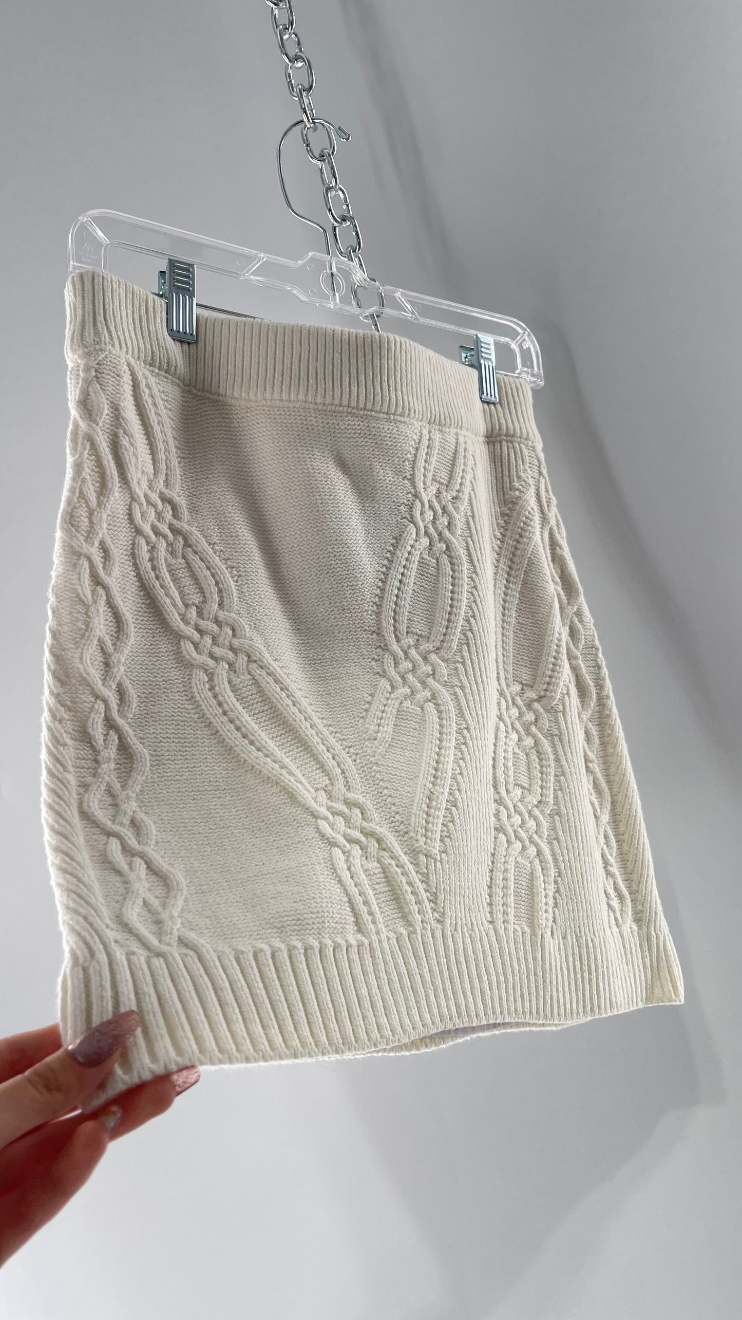 Maeve Anthropologie White Cable-knit Mini Skirt (Small)