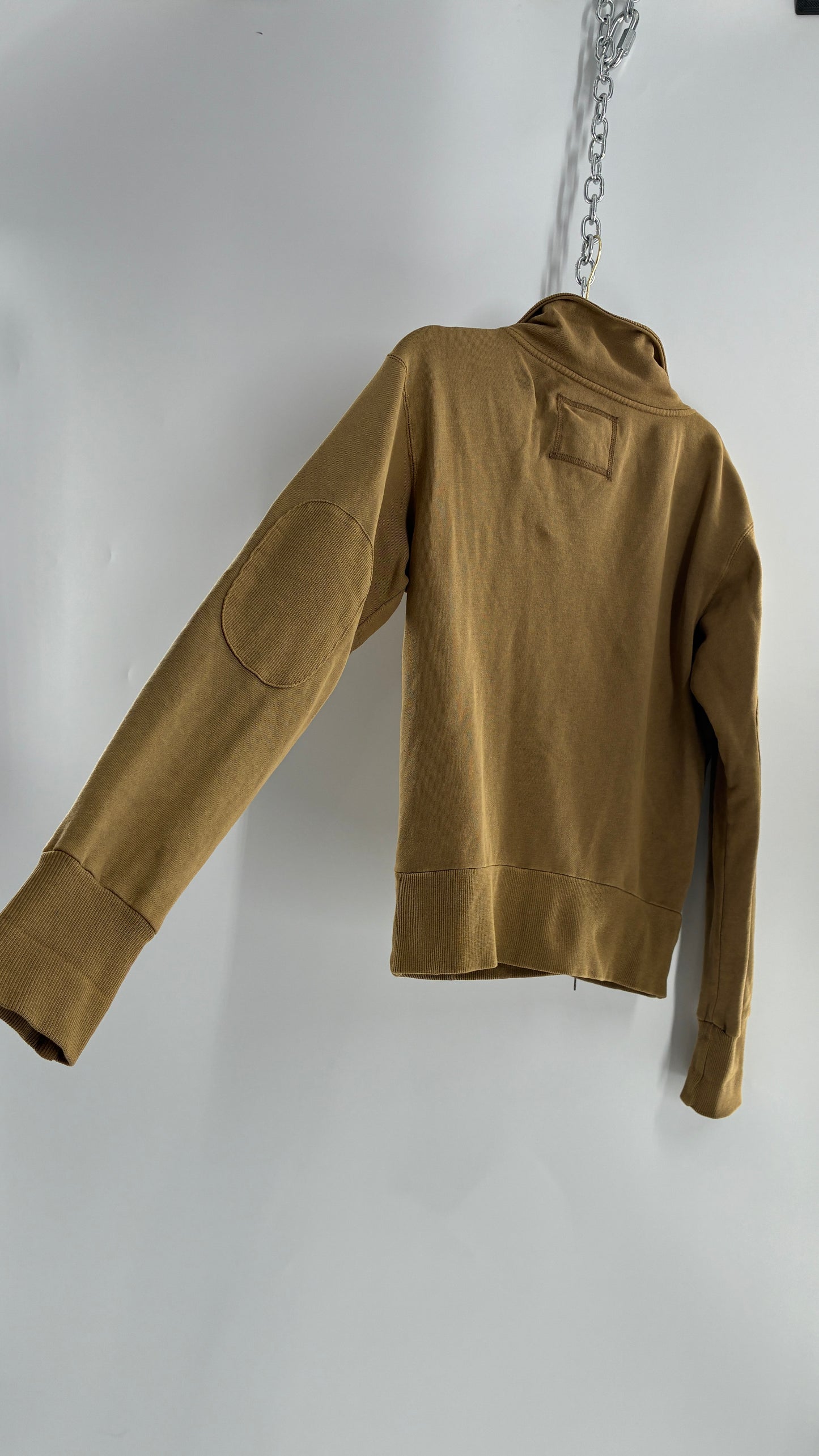 Vintage Cabela’s Tan Zip Front with Patch Details and 2000s Graphic (Large)